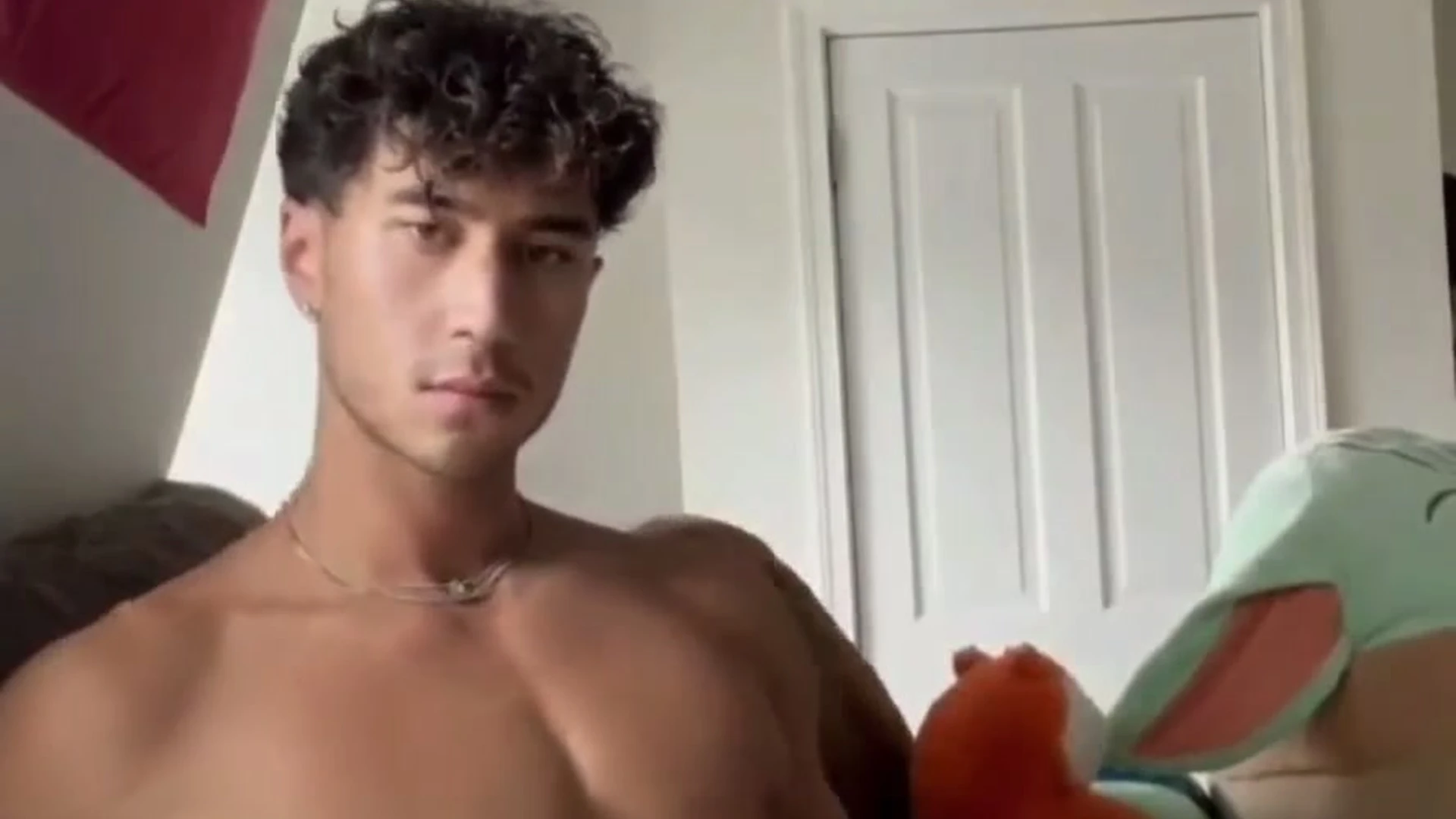 Sensational tiktoker Evan Lamicella nude porn leak