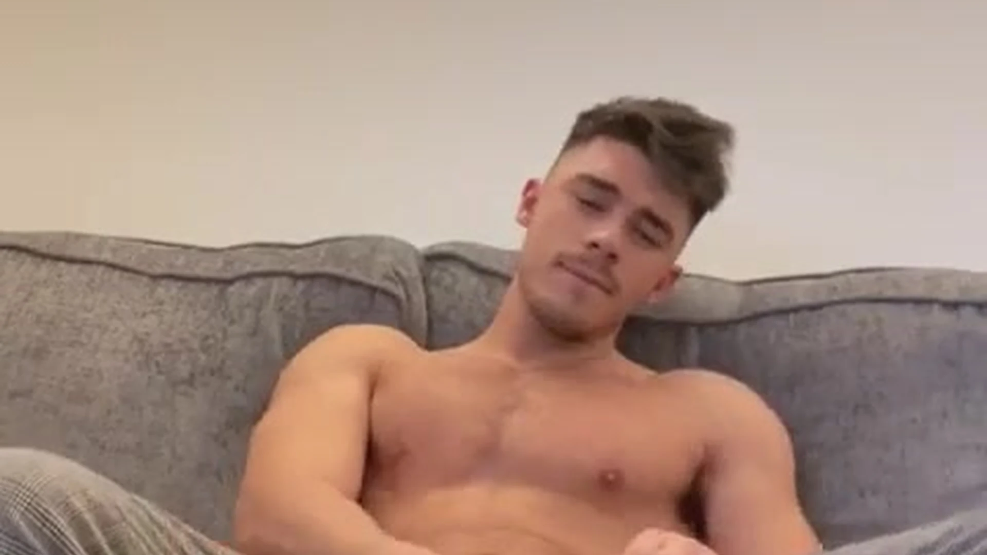 hunky playing with himself nasty handsomebuck nudes