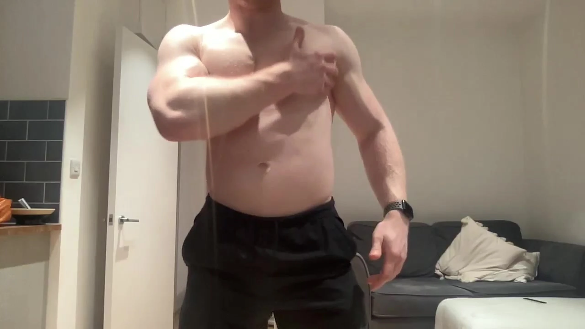 Epic glistening Muscleginger Onlyfans nude