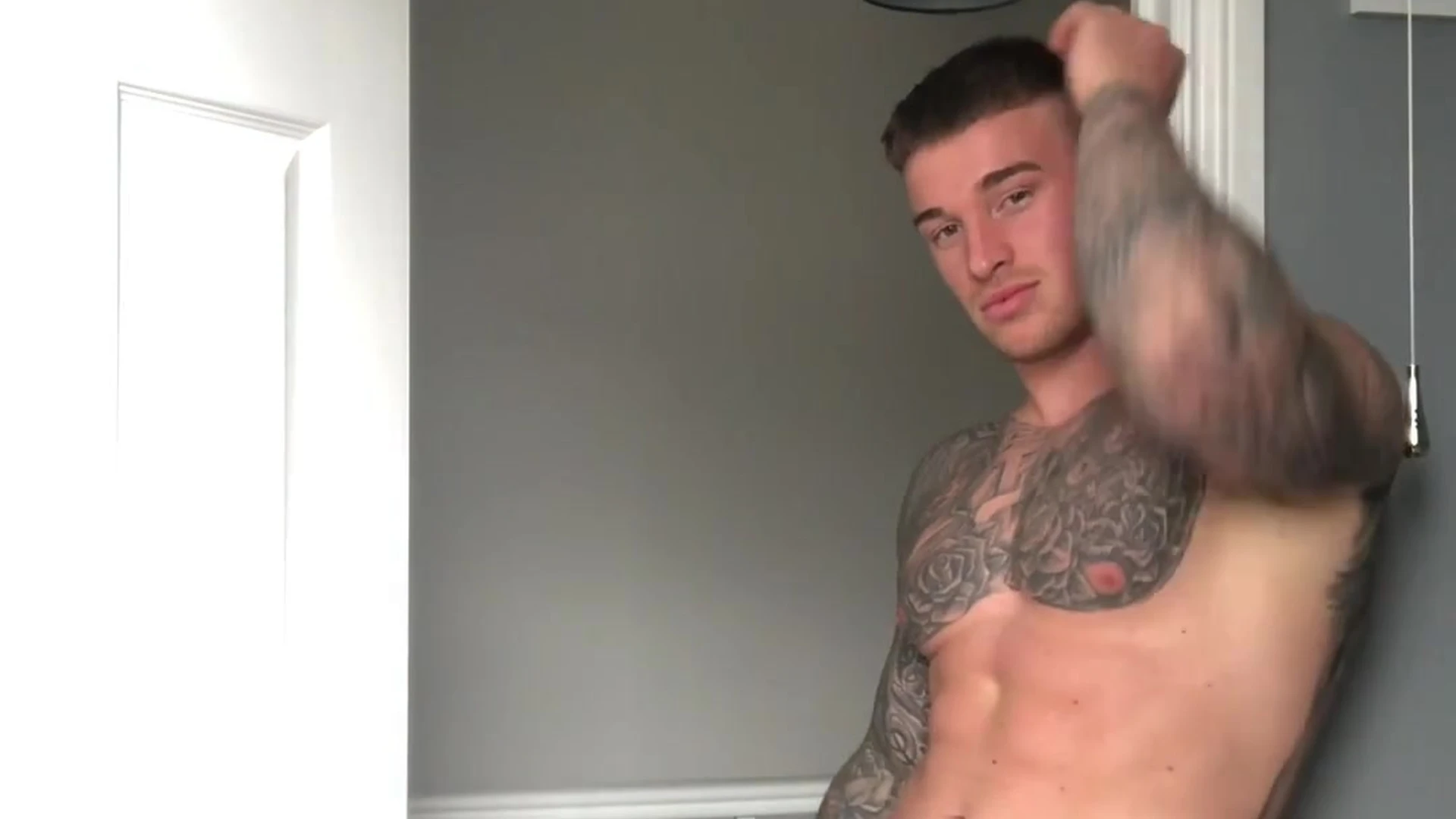 manly dripping wet Chris Hatton sextape Exclusive vid full