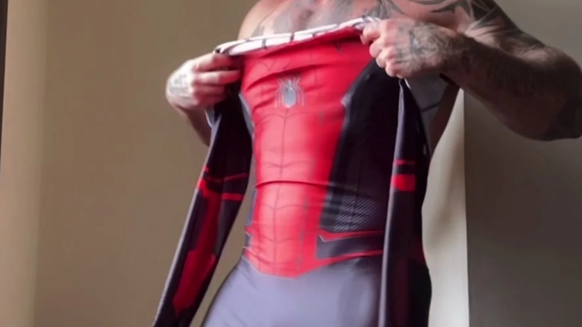 Sensational teen TIKTOK STAR Garett Nolan porn xxx