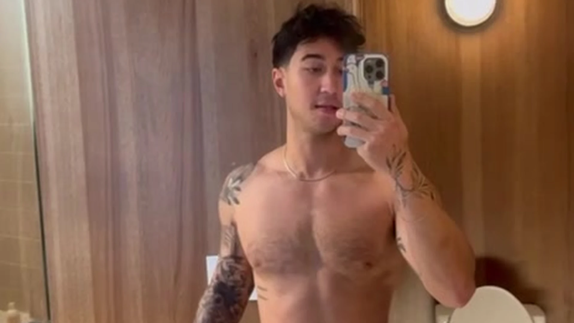 Effervescent  tiktoker evanlamicella nudes Epic