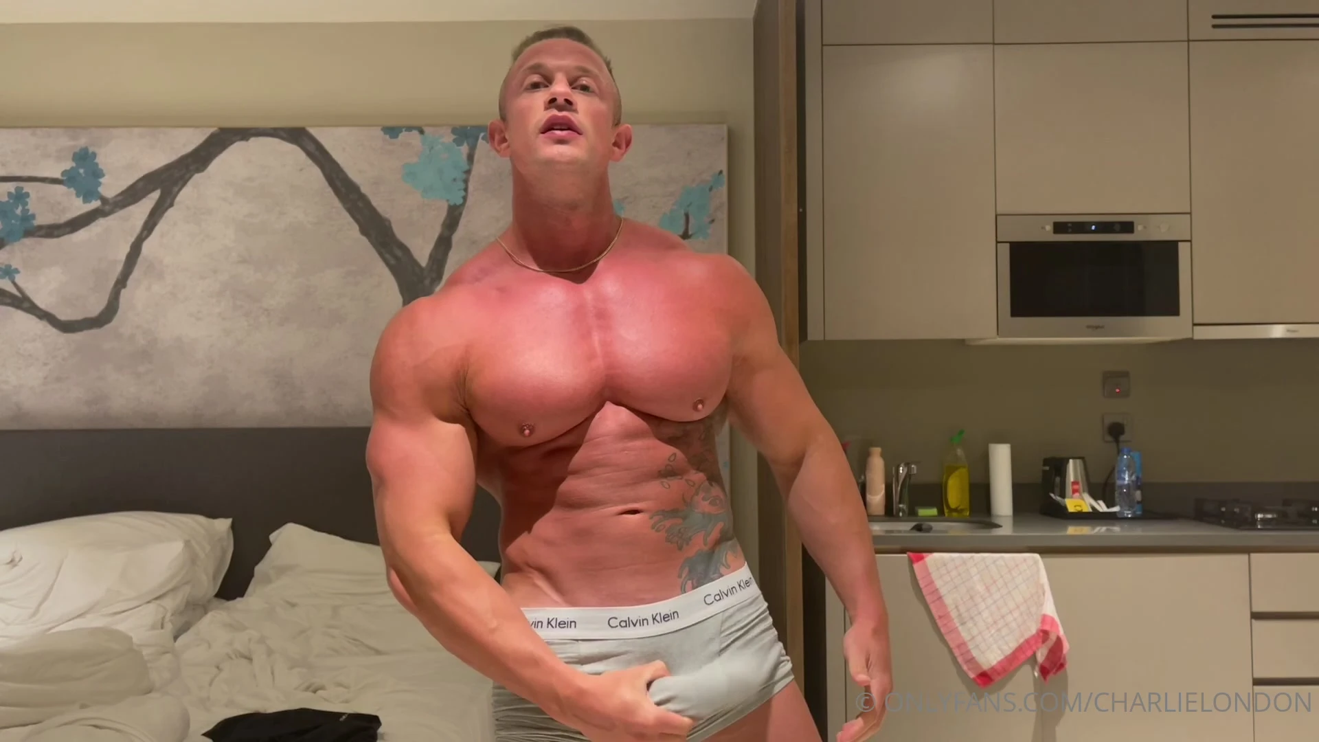 shredded Charlie London naked Epic