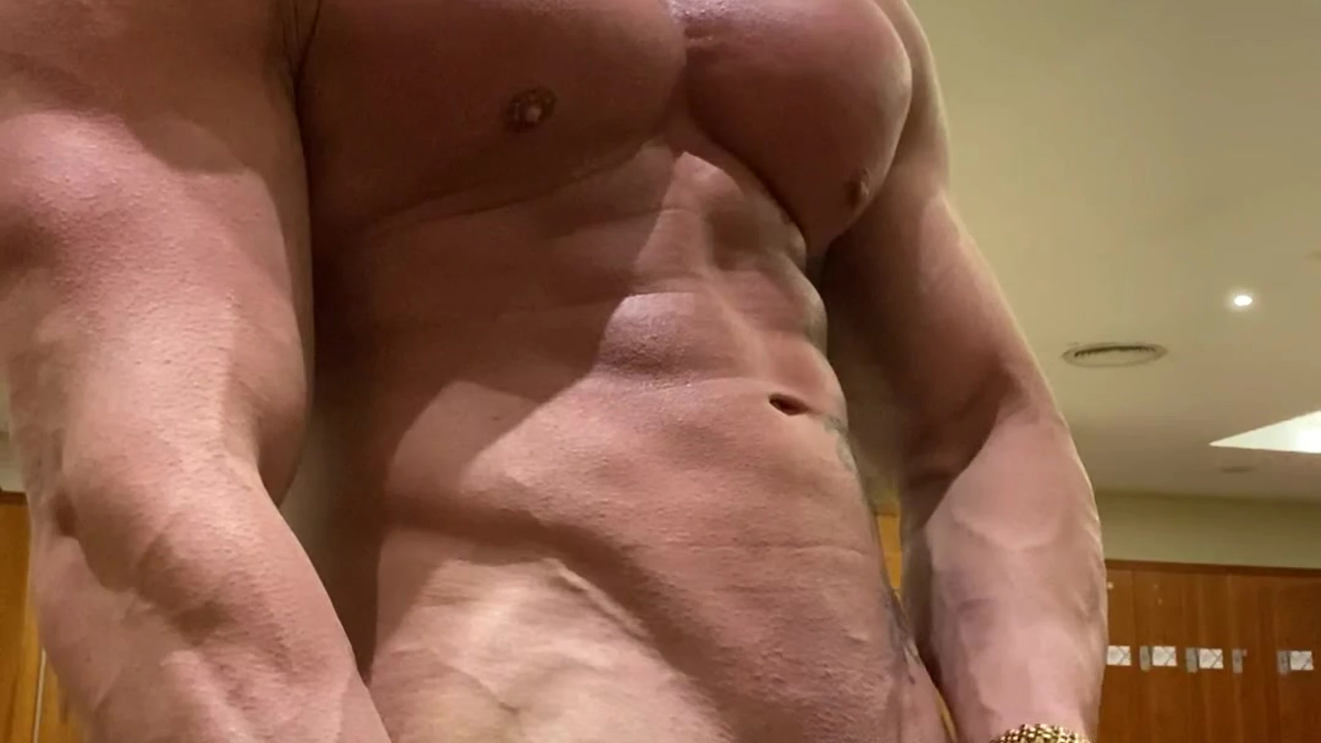 Sensational sculpted charlielondon nude porn leak
