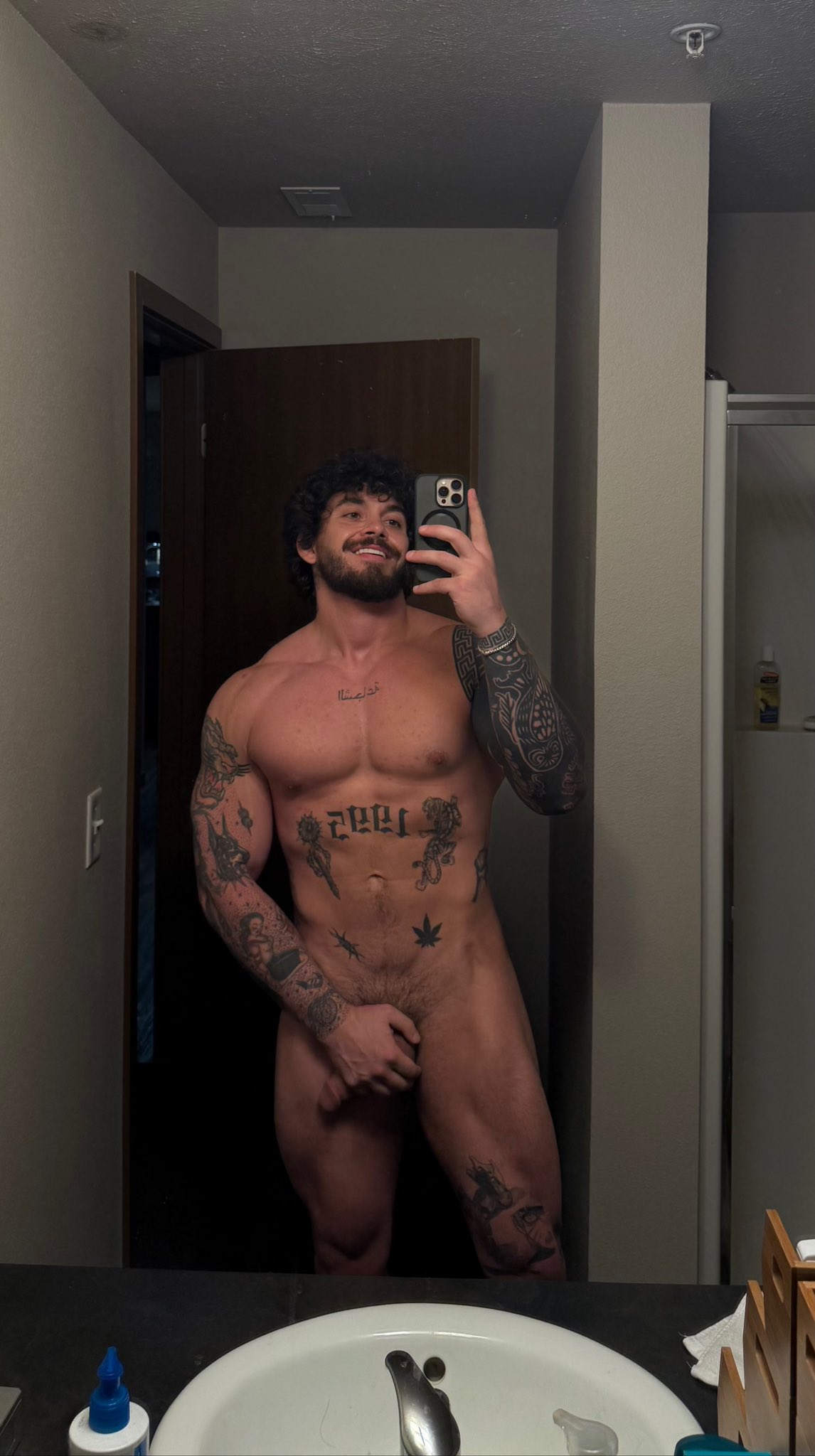sexy slut Cock-thirsty raphaelsplayground2 Nude onlyfans