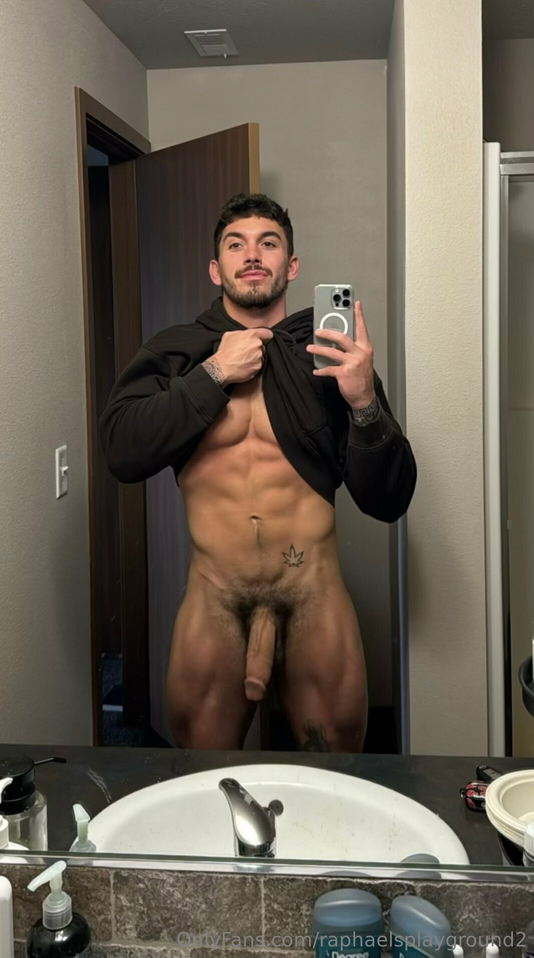 slutty Raphael Lee sex tape
