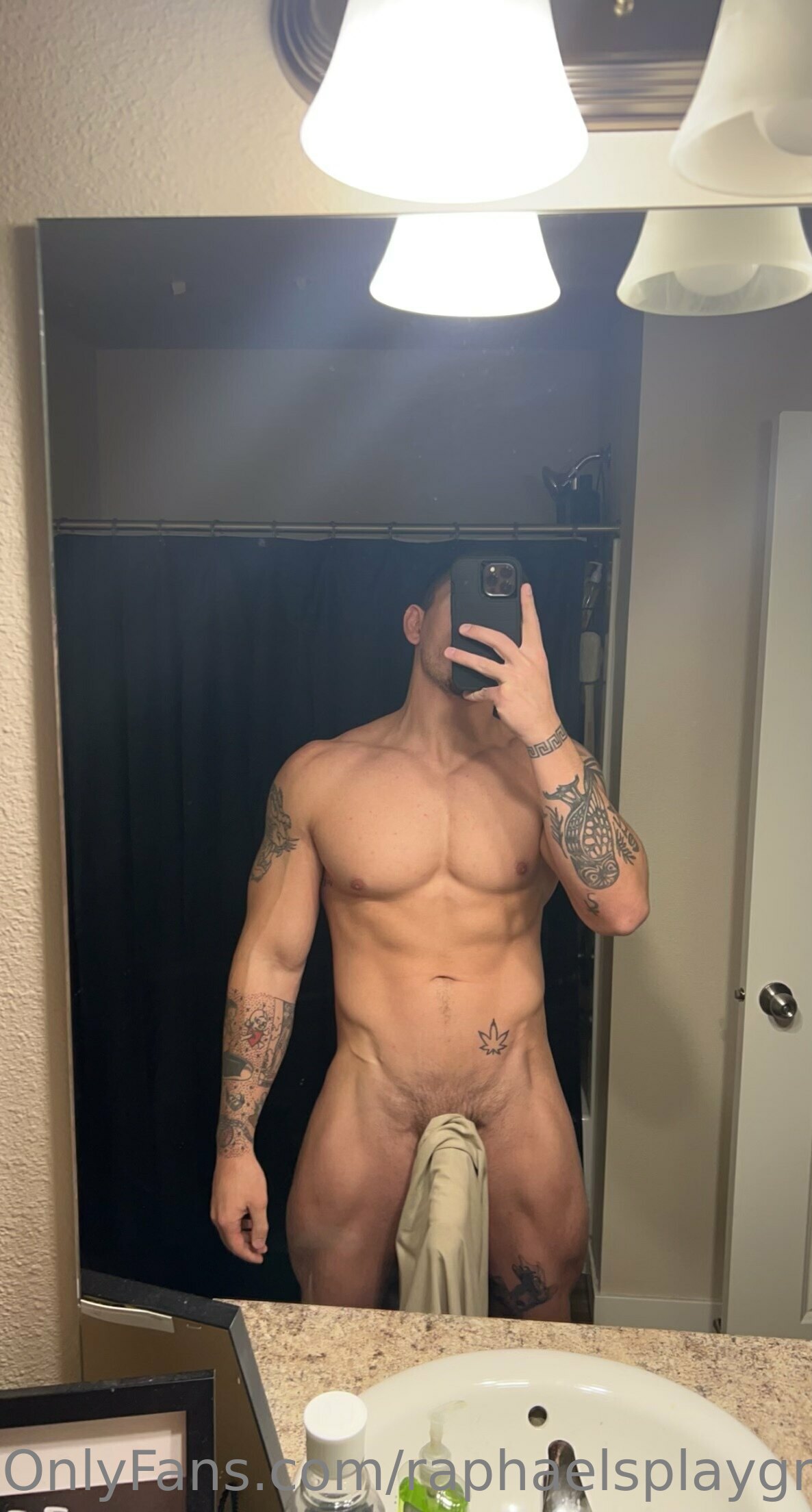 Sensational Pervy raphaelsplayground2 hunk