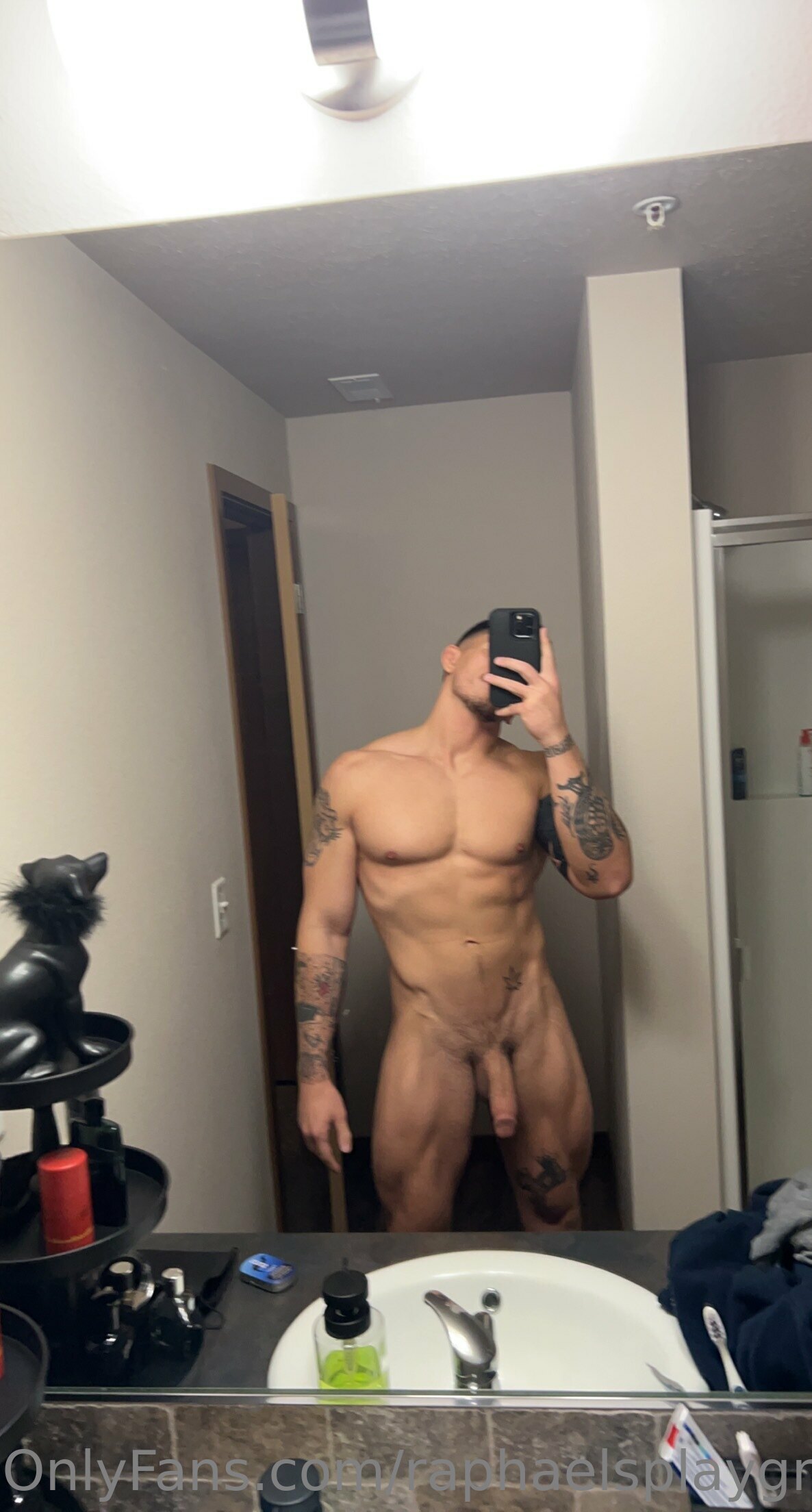 Exposed attractive carnal raphaelsplayground2 ass
