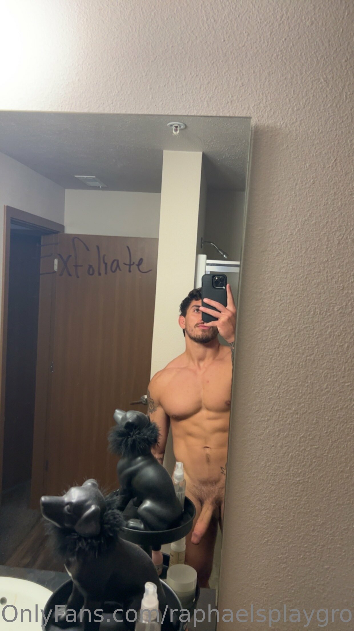 muscular jerking off sweaty Raphael Lee leaked sextape