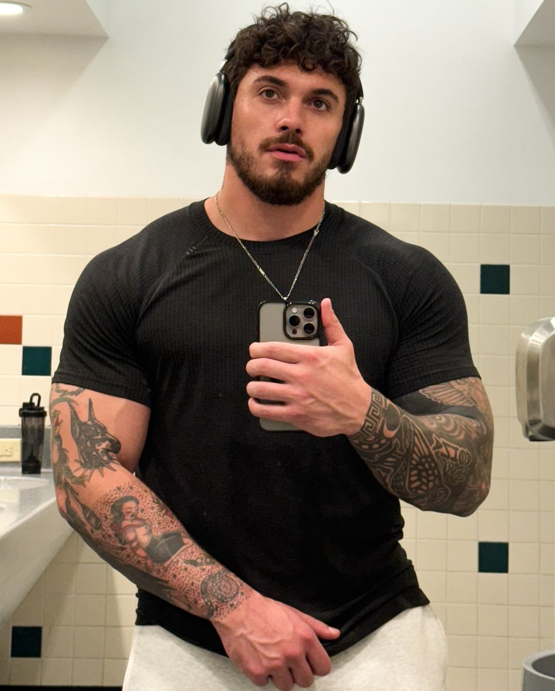 Exposed Bulging Raphael Lee