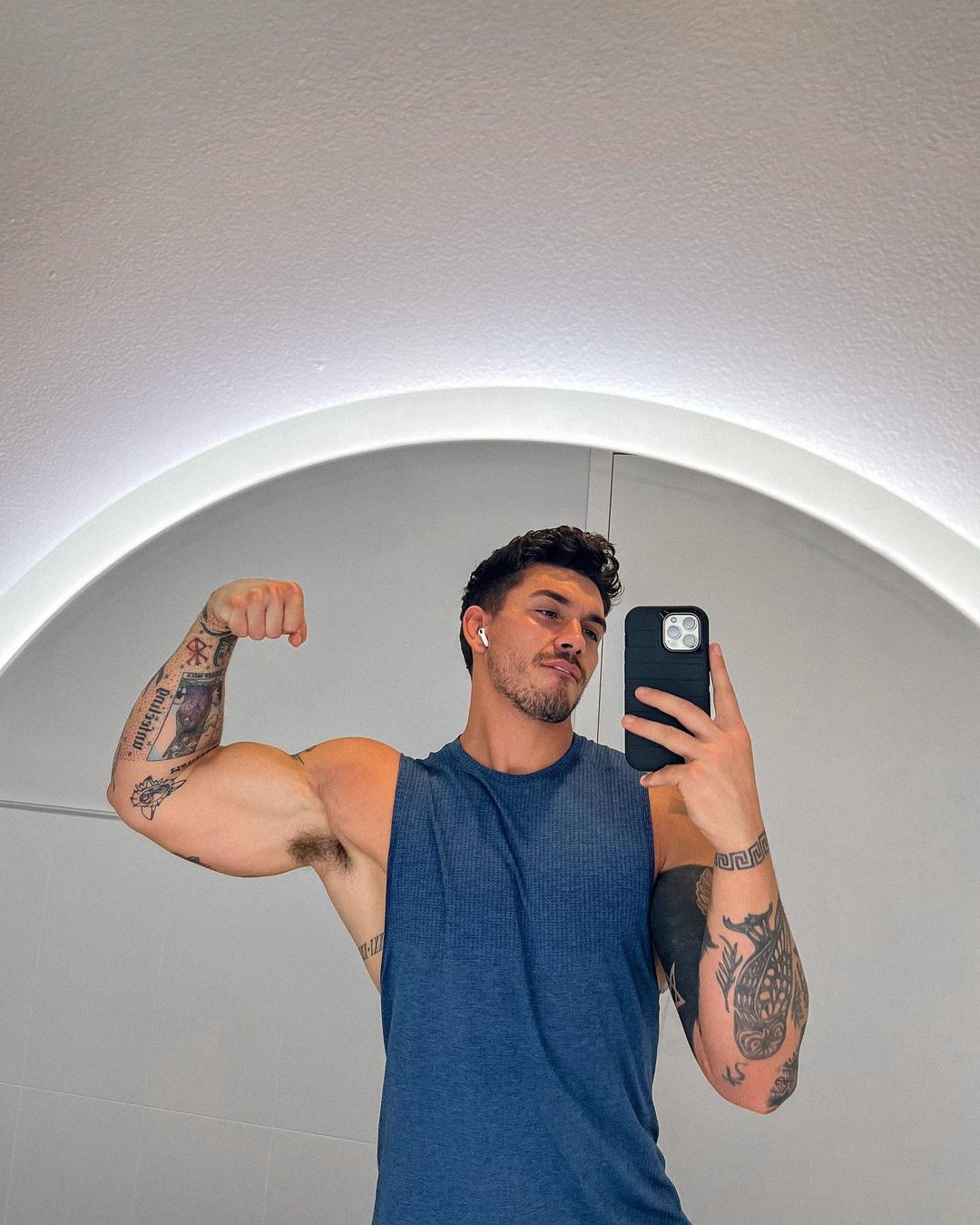 Disciplined playing with himself absolute unit Raphael Lee onlyfans porn