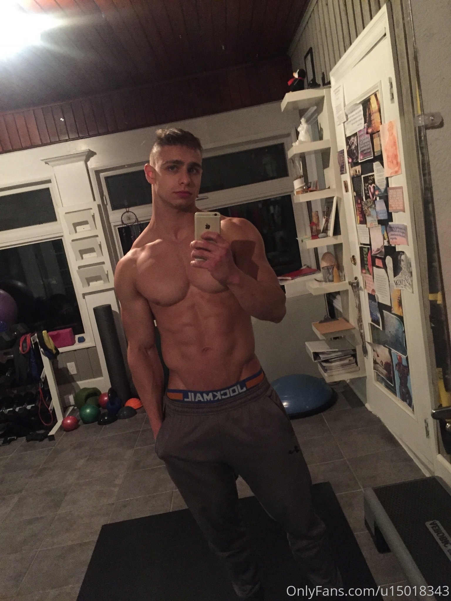 slutty babe playing with himself Beefy Matt Luscious sex