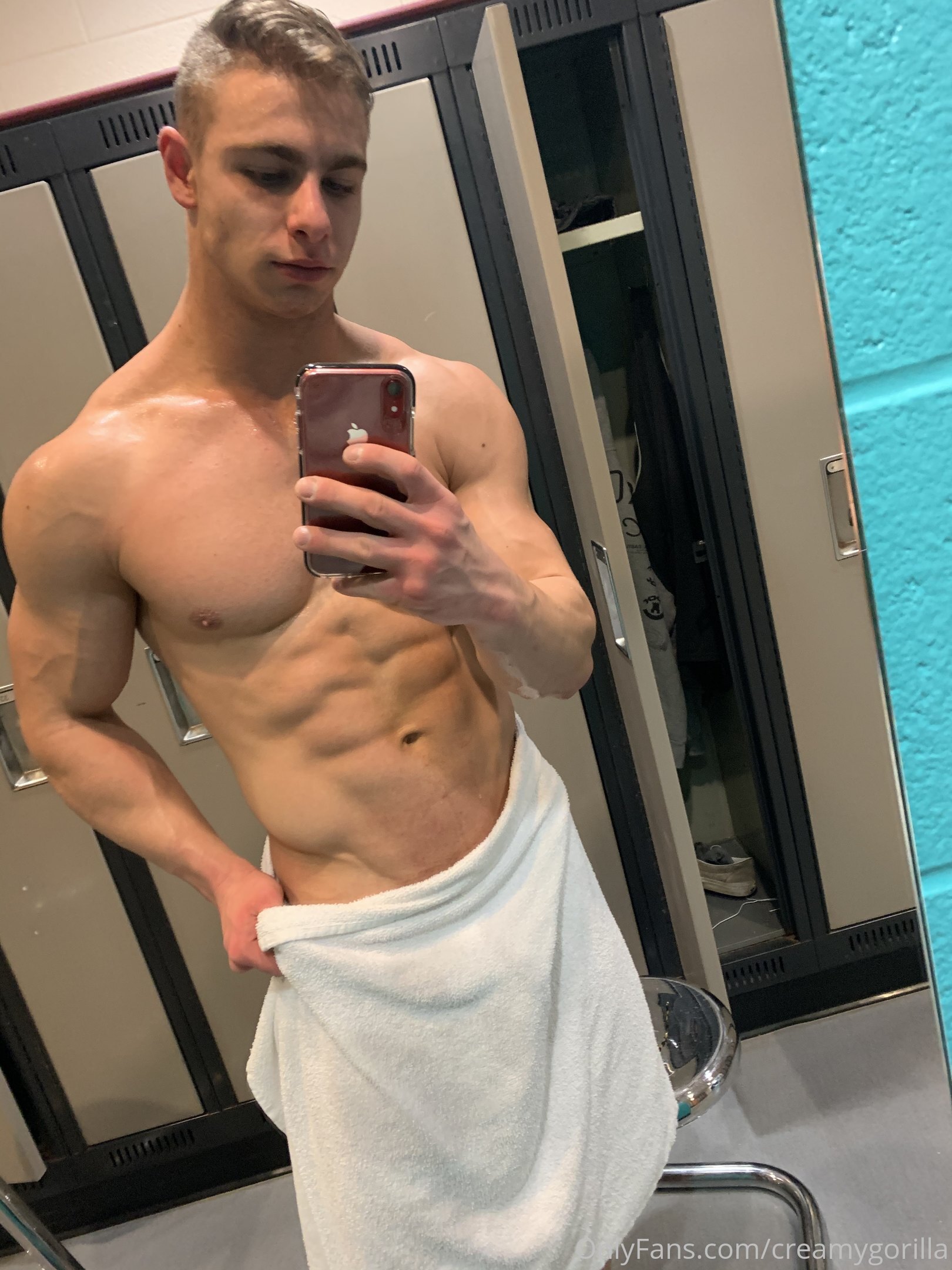 Alpha CreamyGorilla onlyfans porn