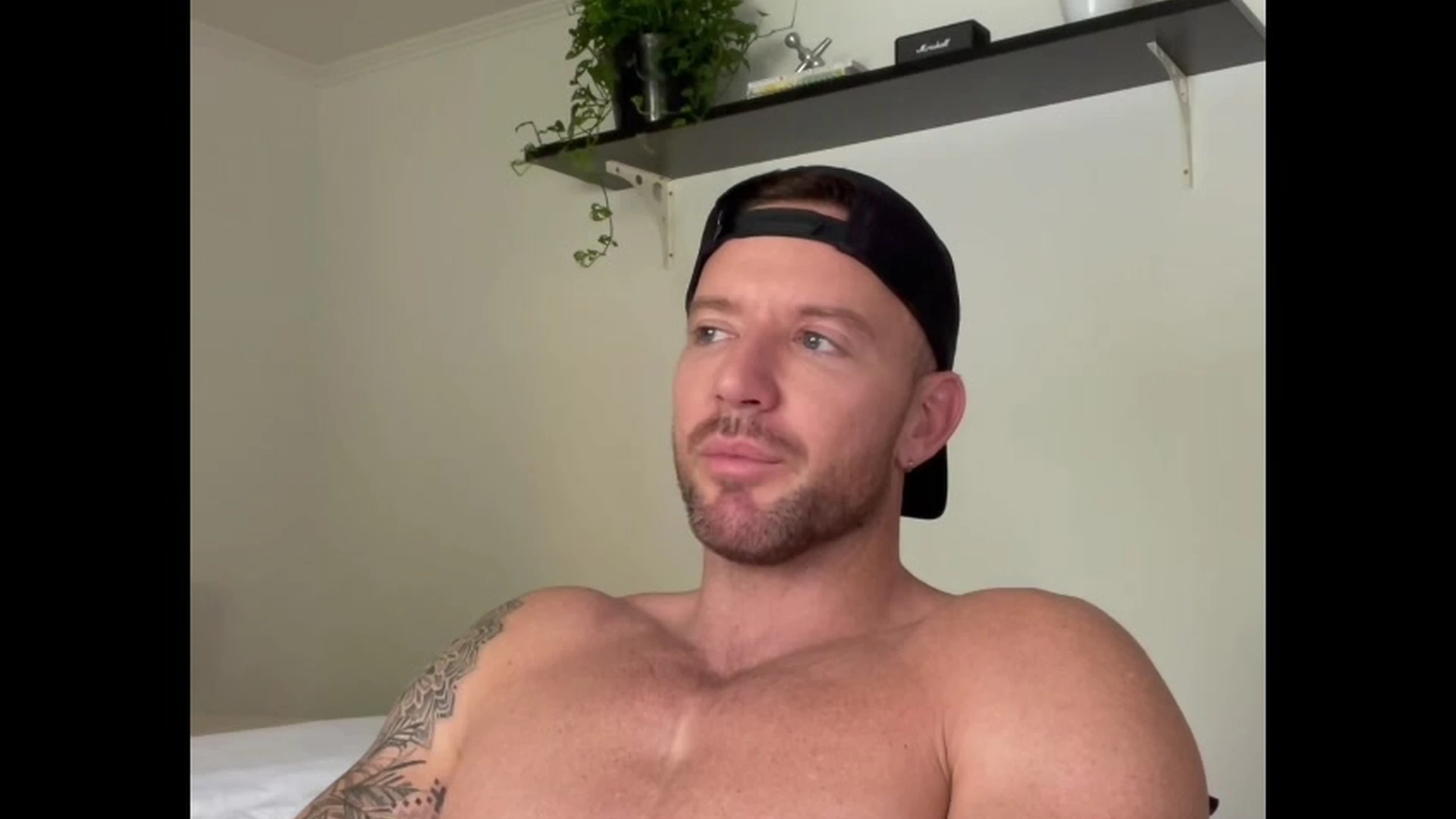 fuck-meat Holden Hunt nude porn leak
