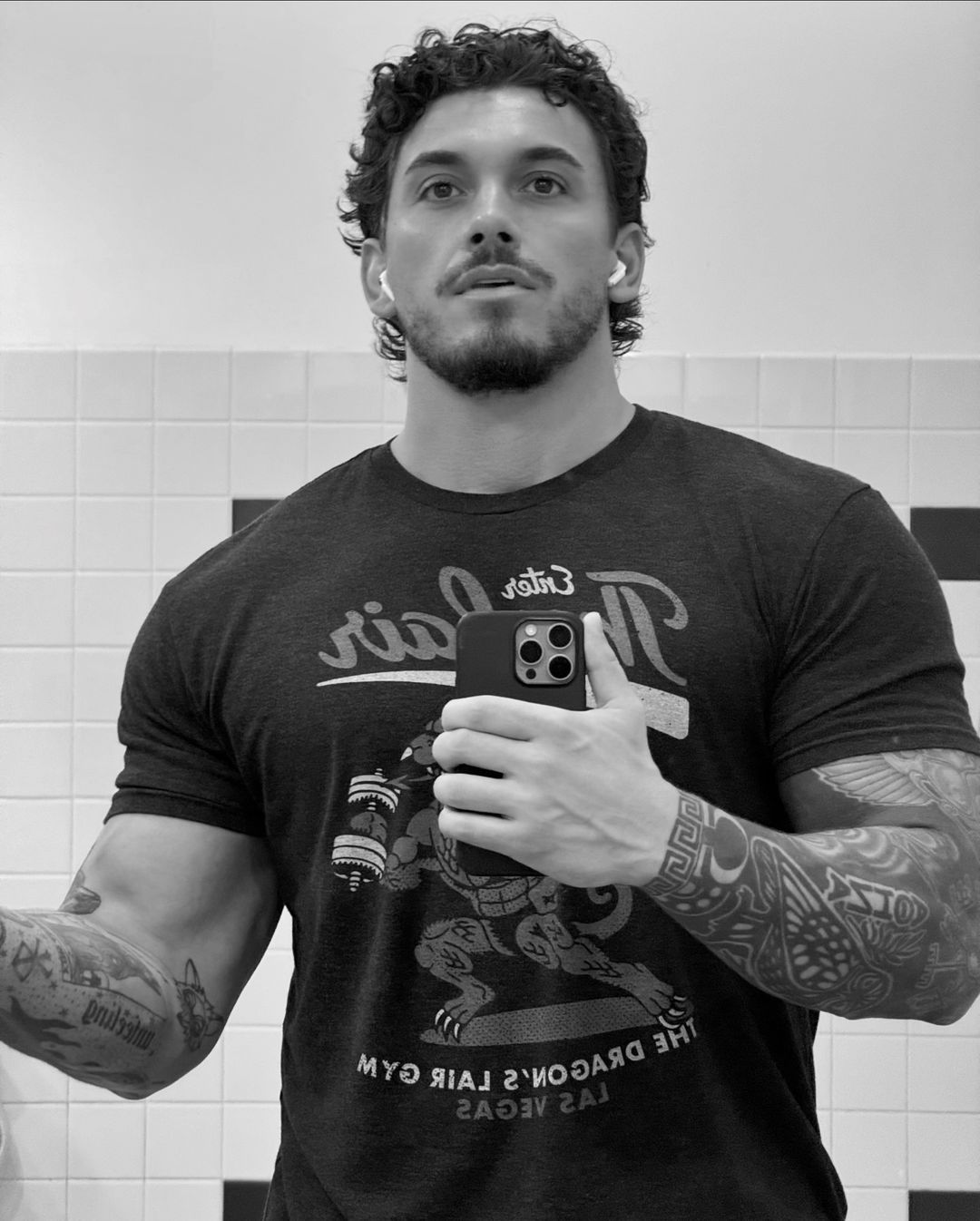 Exposed manly leaking raphaelsplayground2  huge pecs Vid