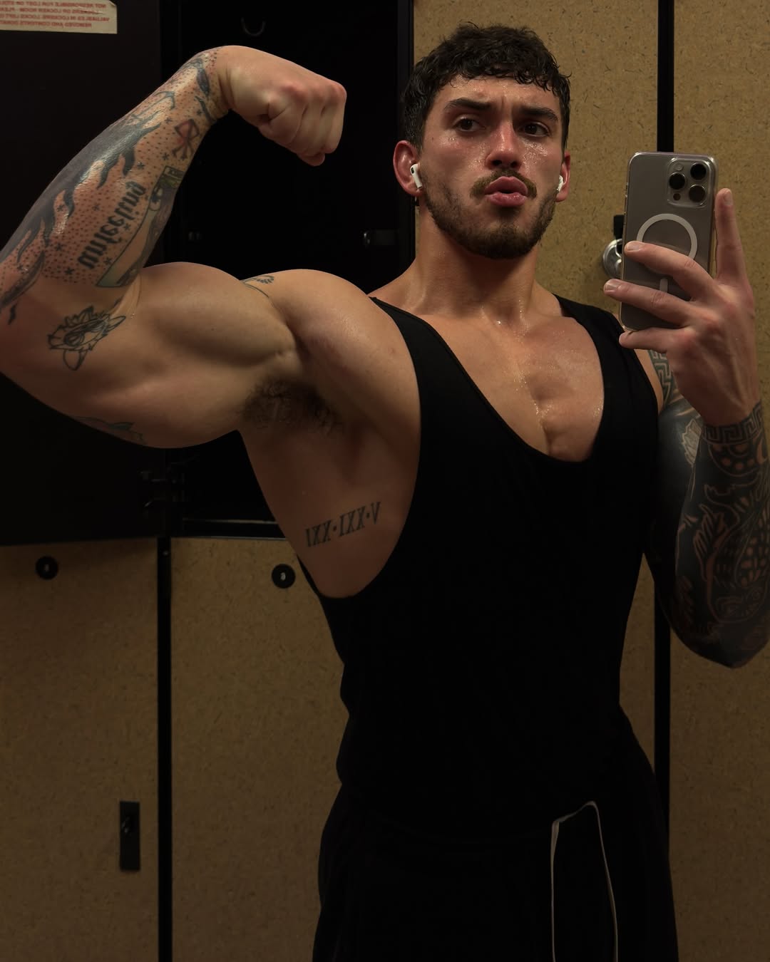 pretty Cock-centric Raphael Lee   Sensational