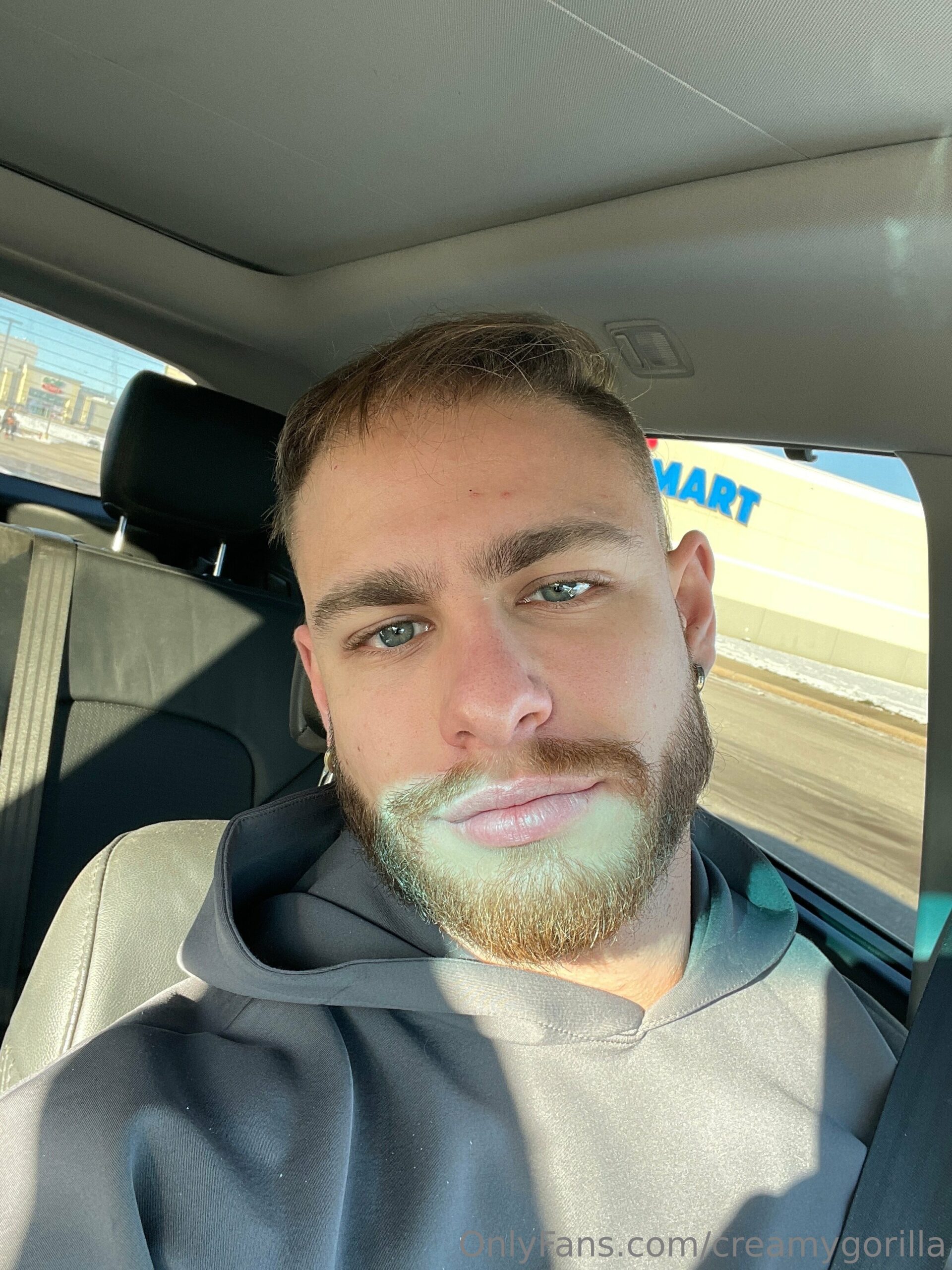 Exposed beast CreamyGorilla