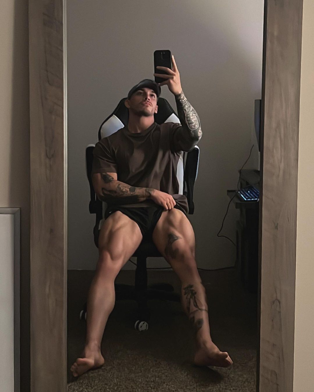 hoe pleasuring himself Hung raphaelsplayground2 nude porn leak