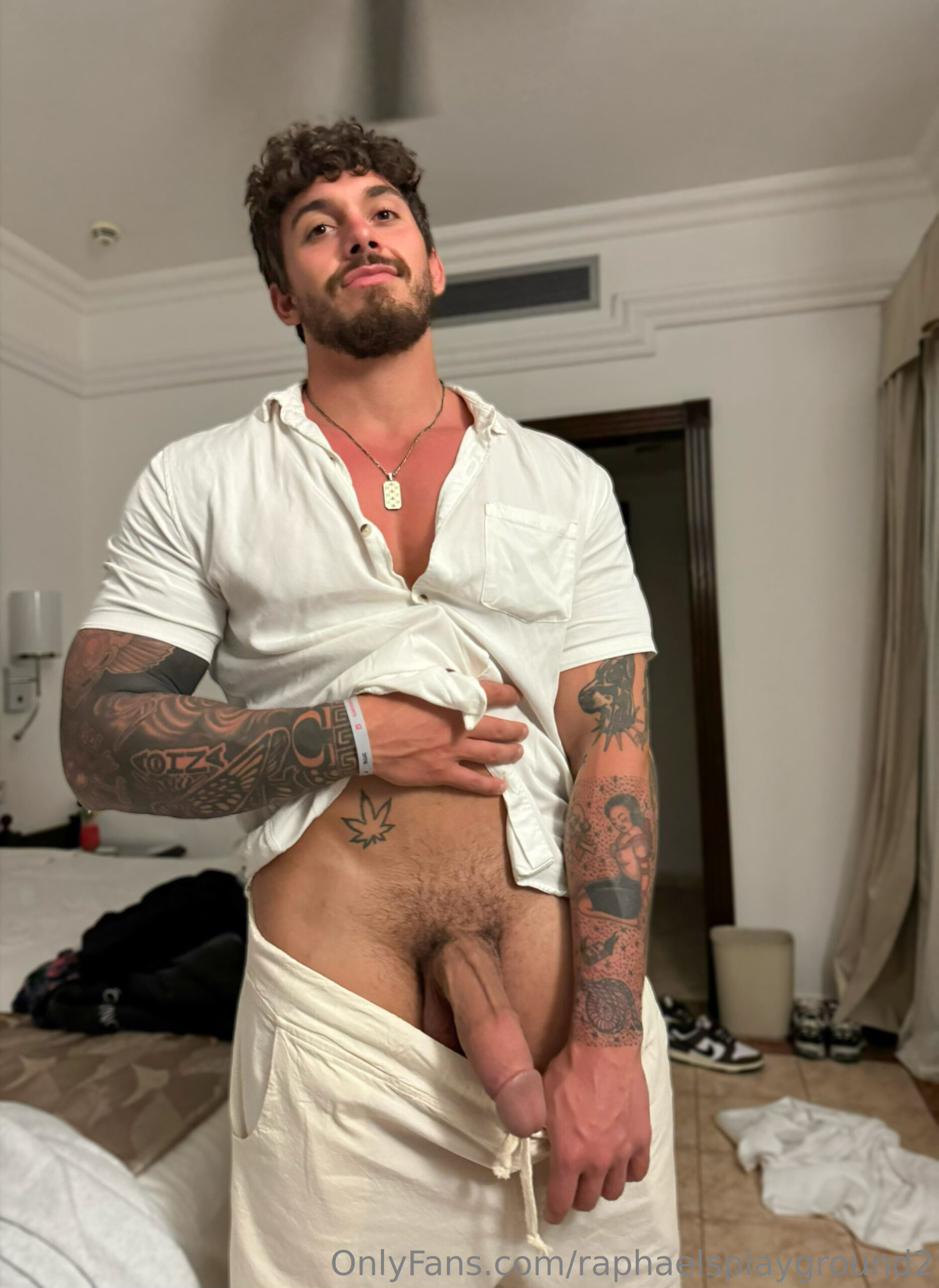 Depraved raphaelsplayground2 masturbating