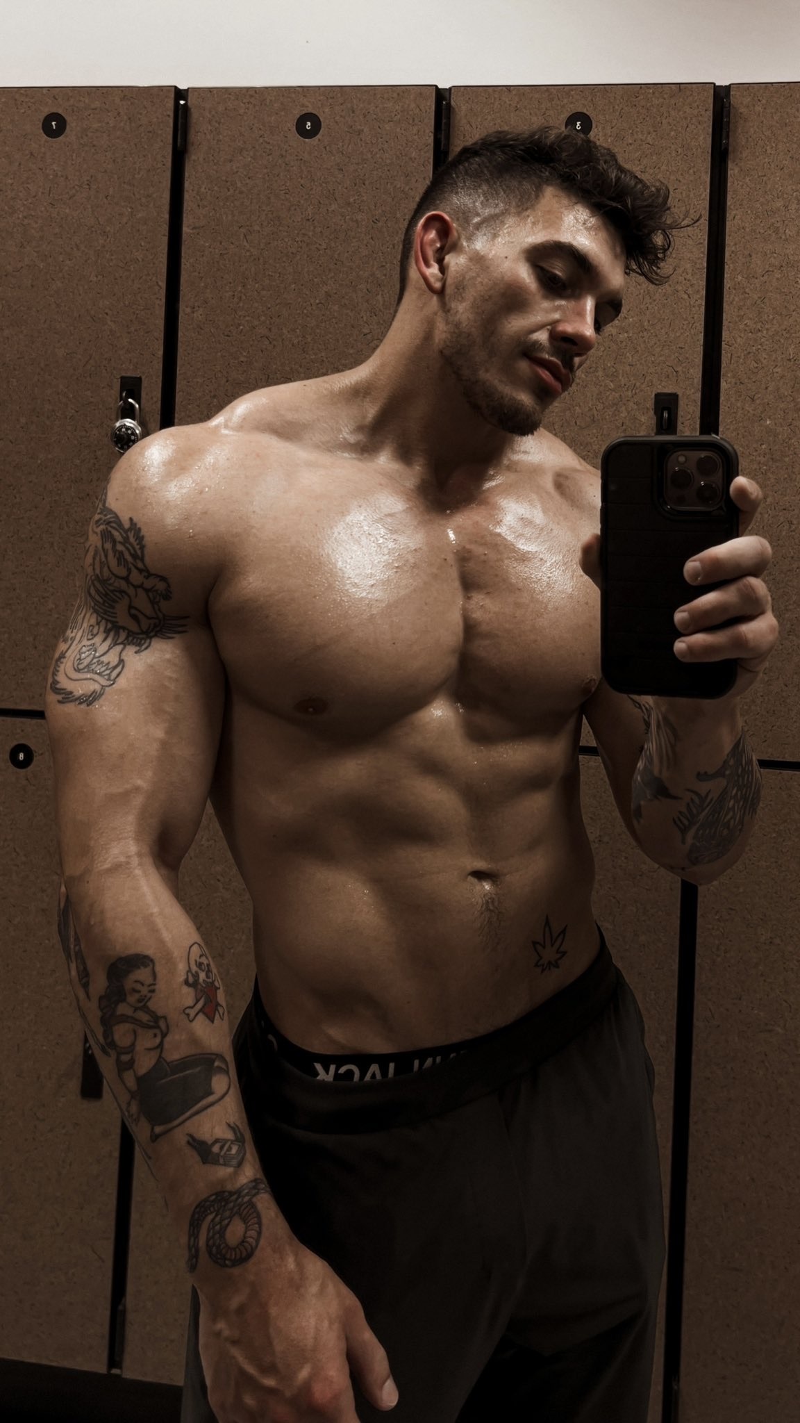 Chiseled raphaelsplayground2 Patreon leak
