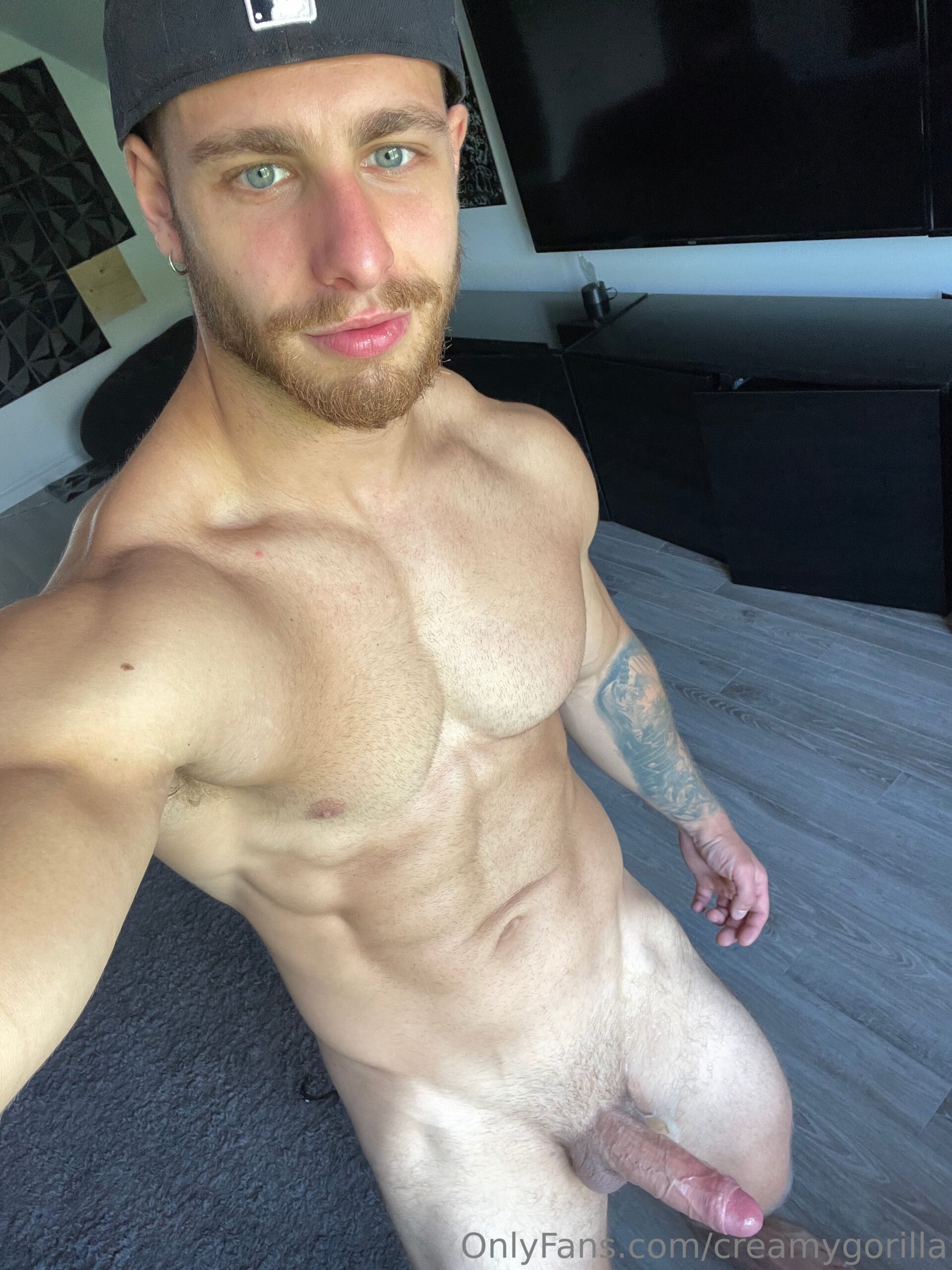 sexy jerking off Jacked CreamyGorilla leaked