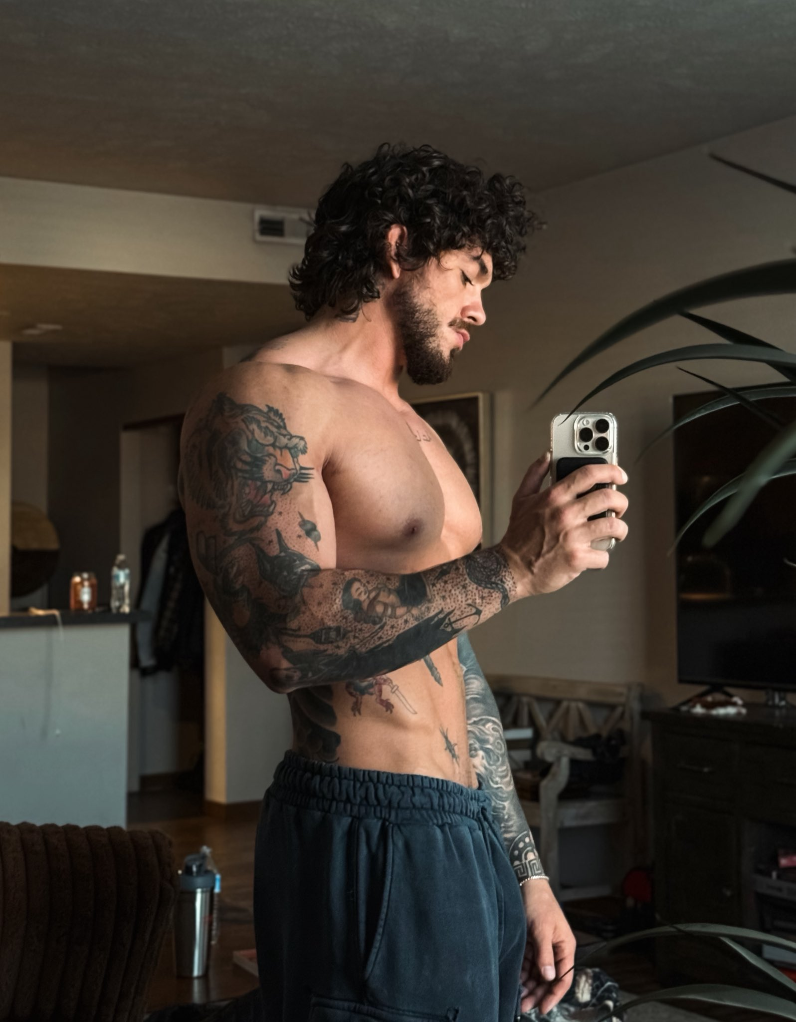 influencer gooning Ball-draining Raphael Lee joi