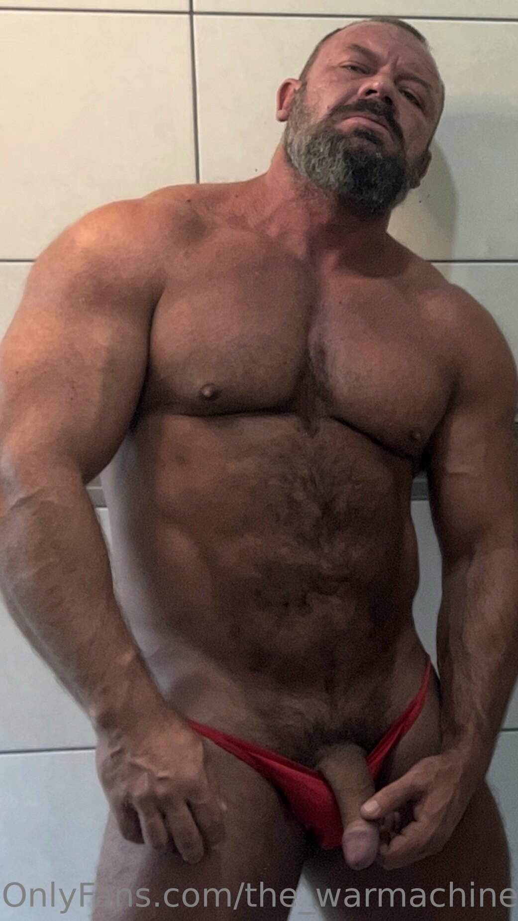 wonderful DILF the_warmachine masturbating Video