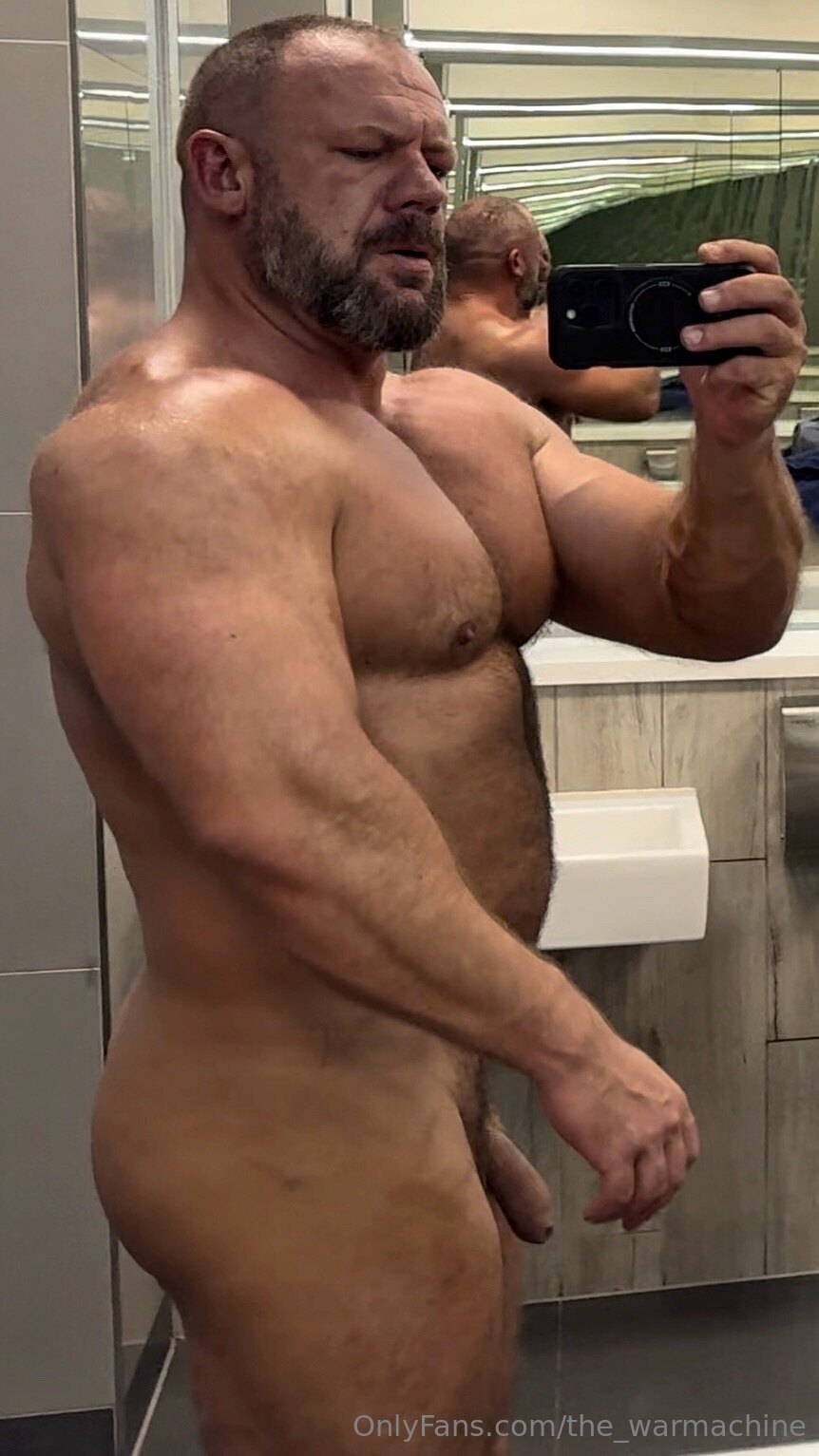 Exposed Gay Bear the_warmachine onlyfans nude gay slut