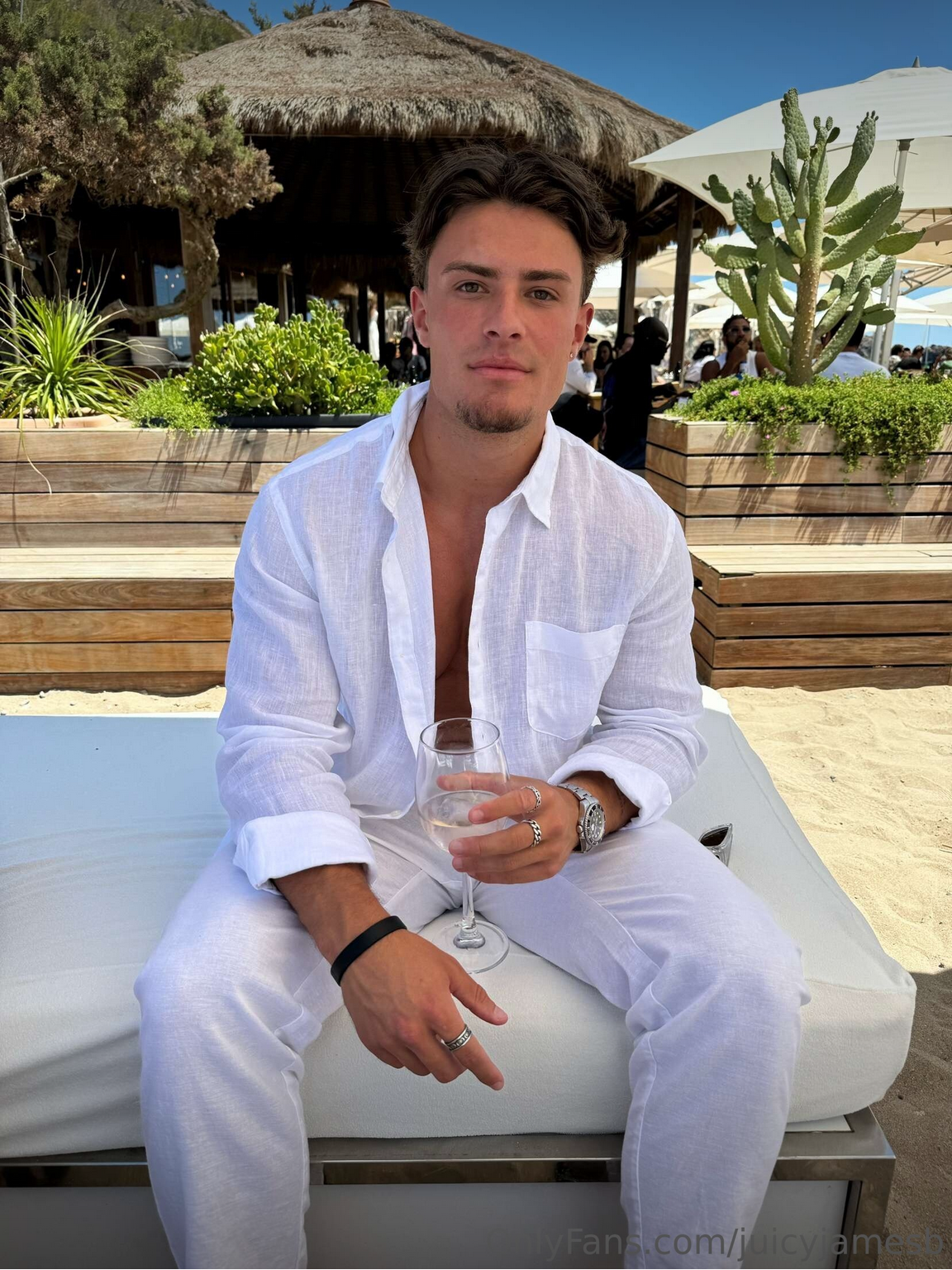 raw juicyalphajamesb nudes free