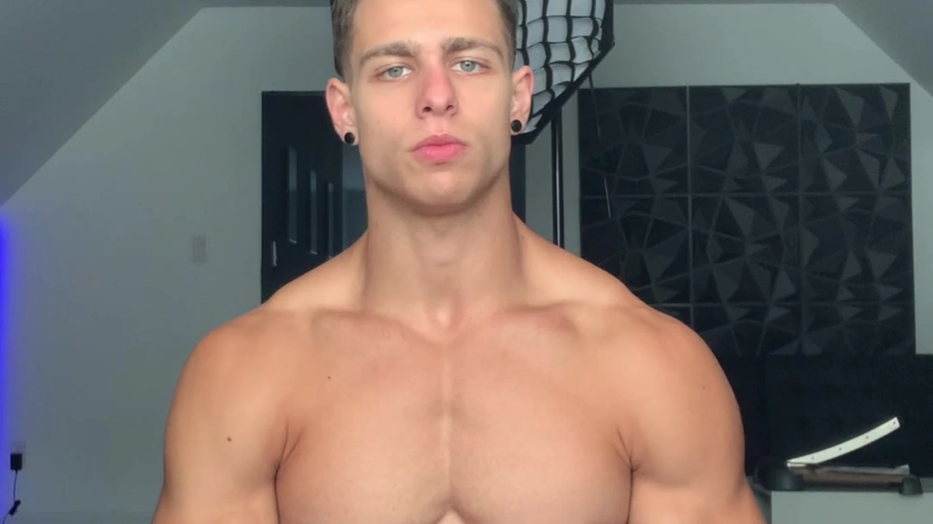 balls-deep CreamyGorilla Onlyfans nude