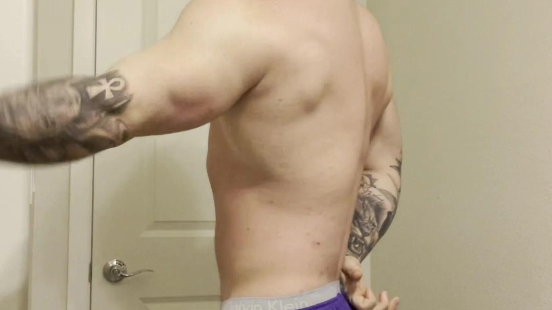 cum dumpster playing with himself Beefy deek_aesthetic onlyfans