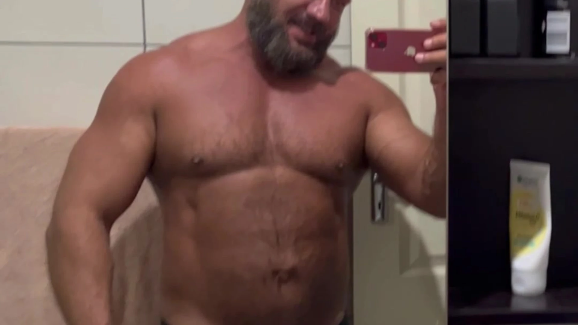 Exposed whore DILF the_warmachine erome Clip