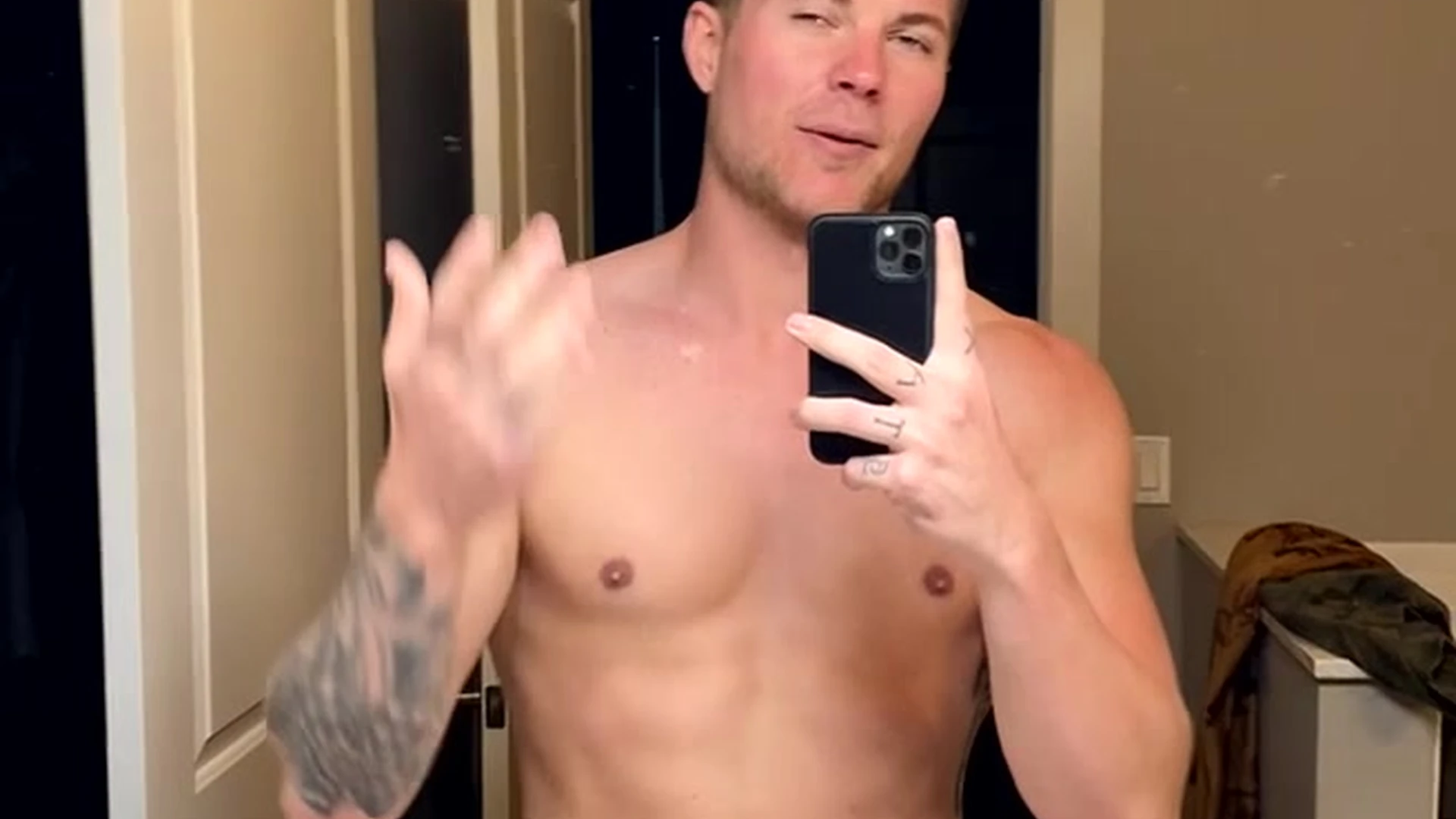 Ambitious  Cock-heavy Logan Drake onlyfan