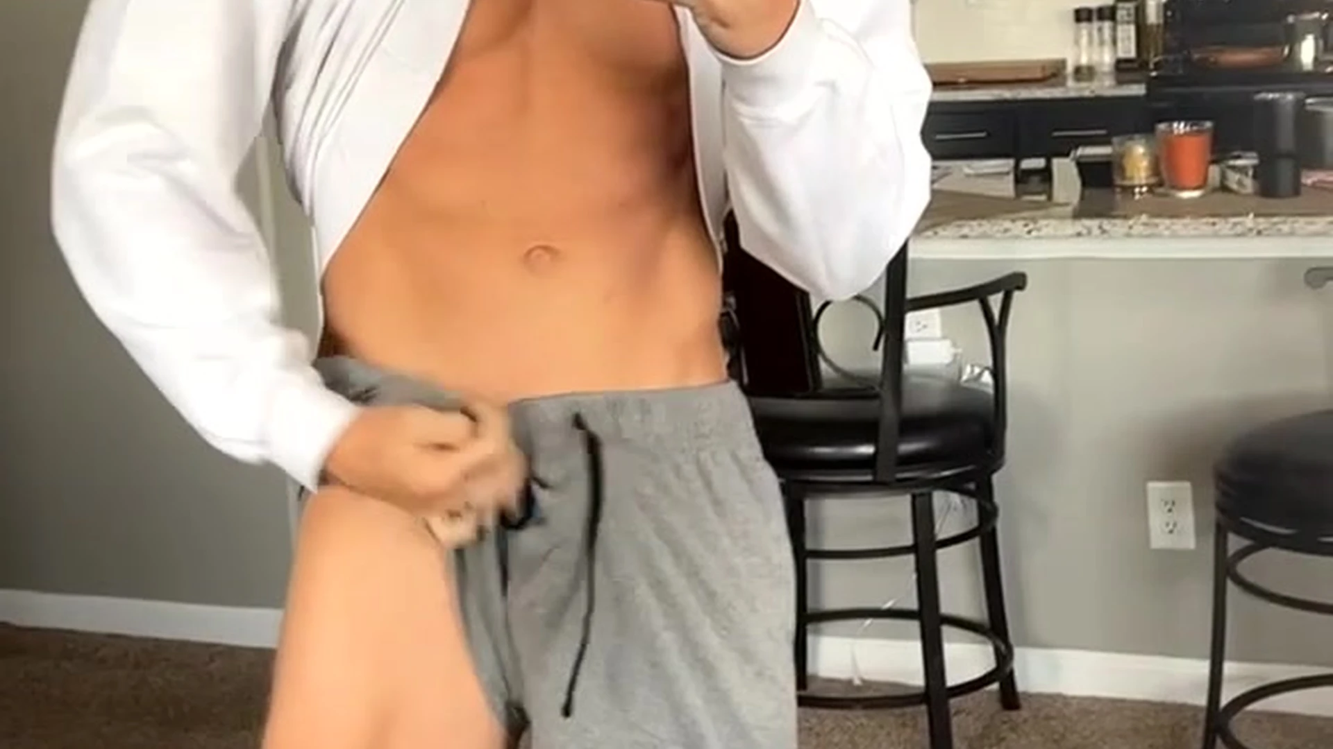 cutie pie blowing load Logan Drake pics porn Epic
