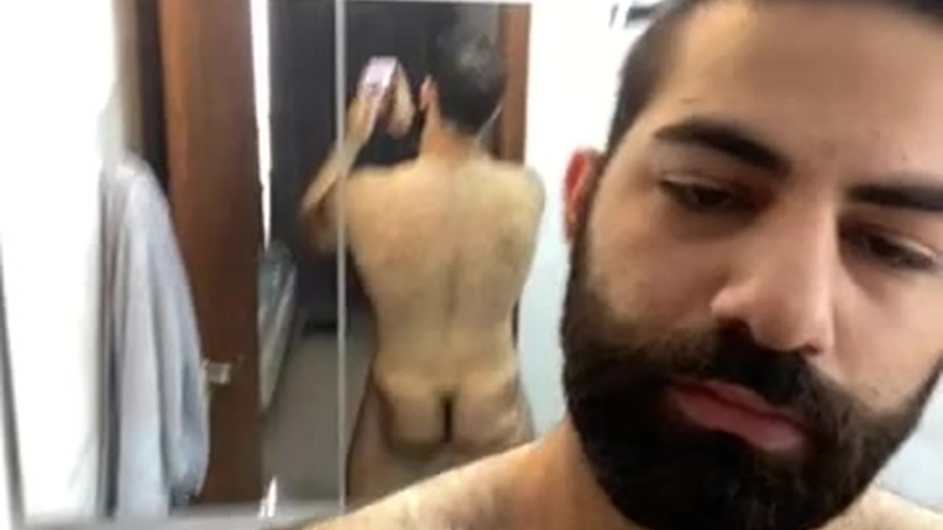 thelebanesedaddy Baby let me fuck you with passion or you fuck me who knows was horny and posted this right before my shower
