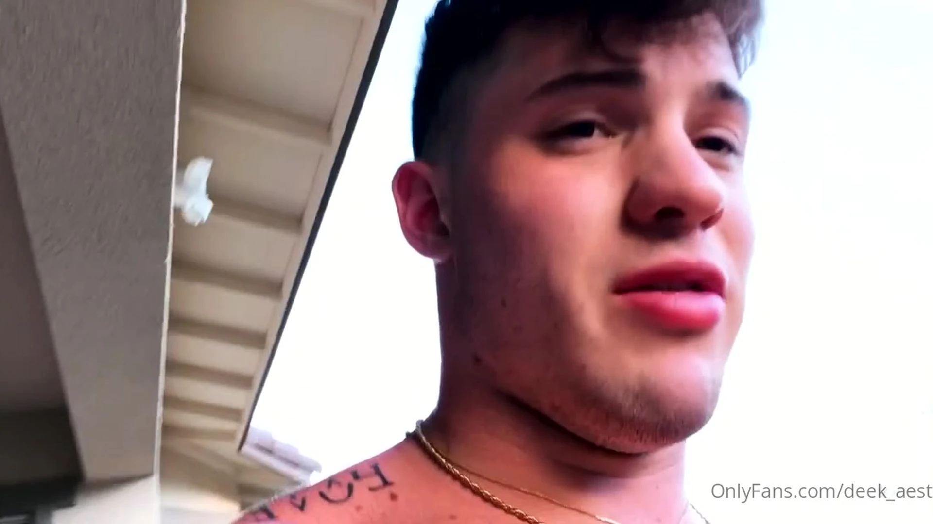 Epic masculine Brawny Derek Martin nude pecs FullVID