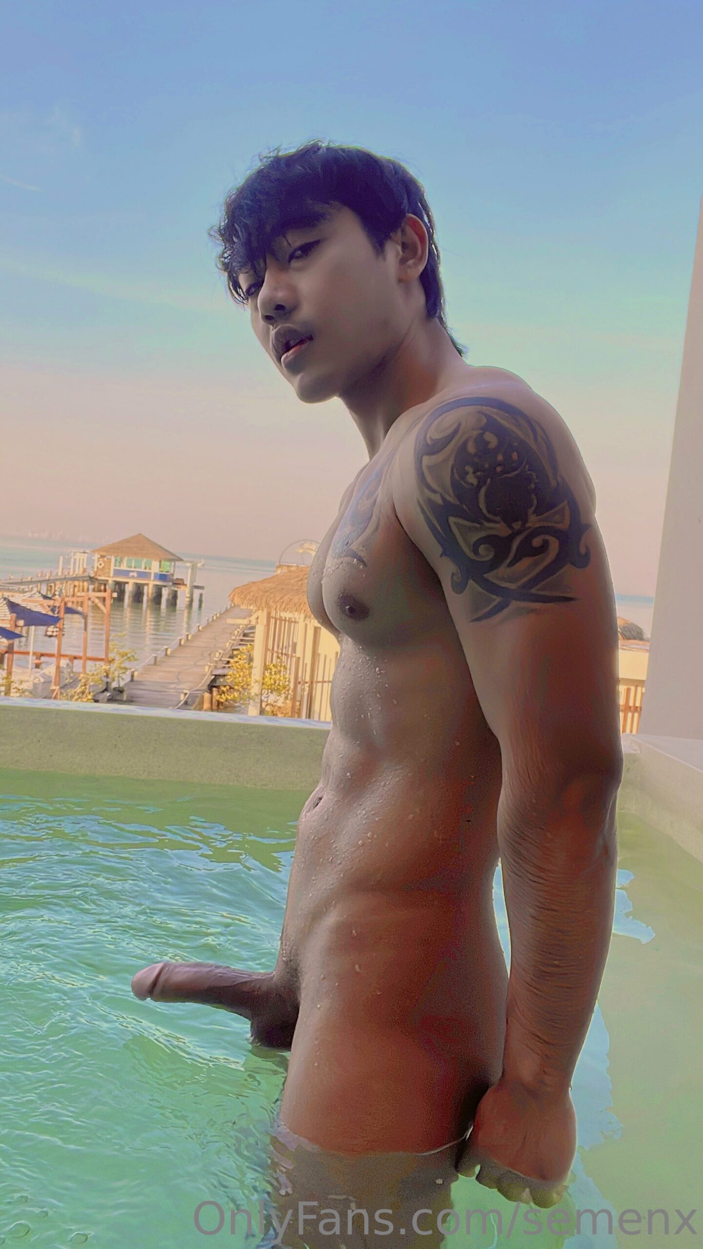 Disciplined Thai SemenX cock