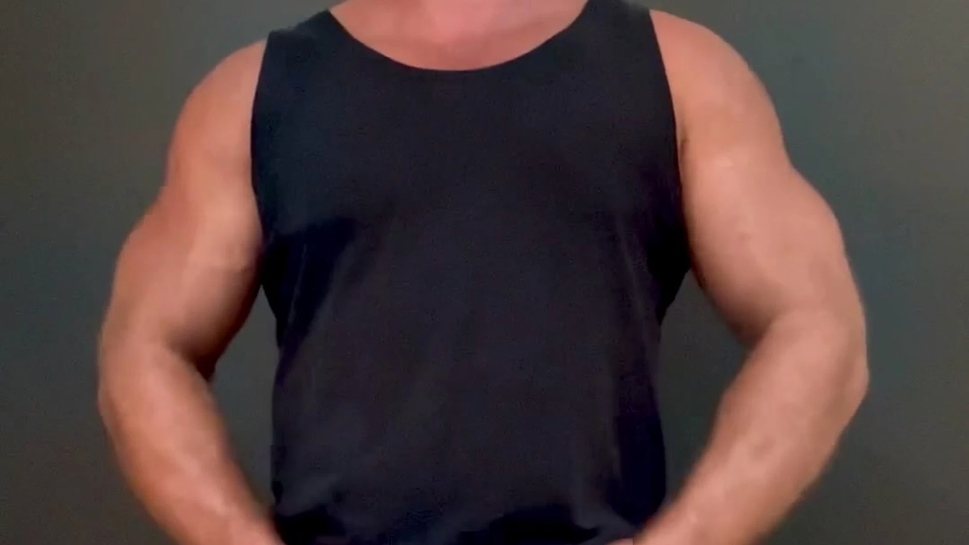 Sensational pretty DILF the_warmachine   Exclusive full vid
