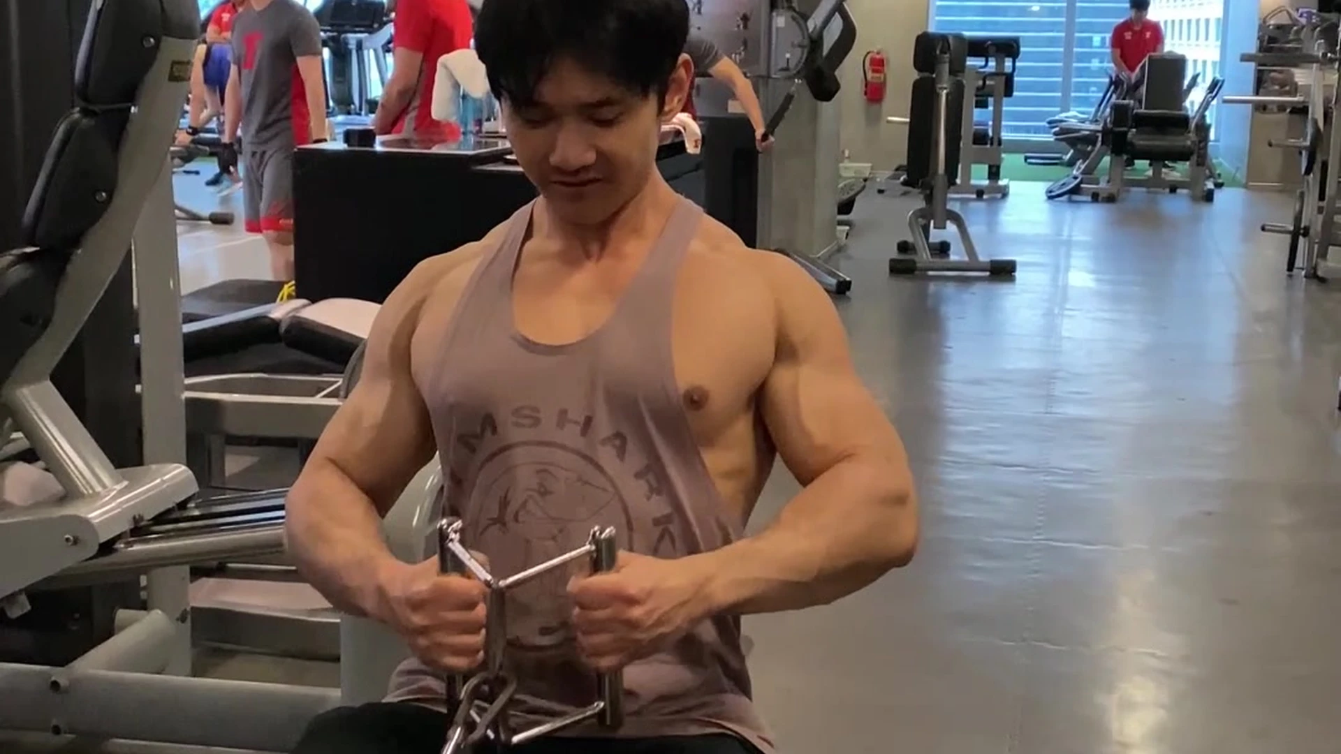 hot guy ASIAN peedeedi twitter