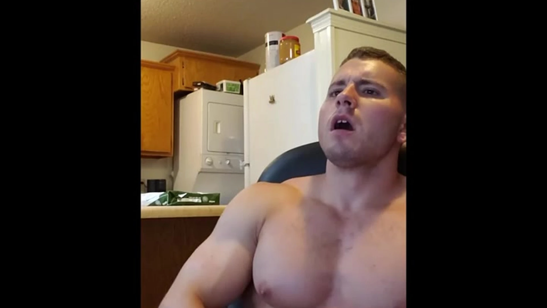 balls-deep hotmuscles6t9 Leaked porn
