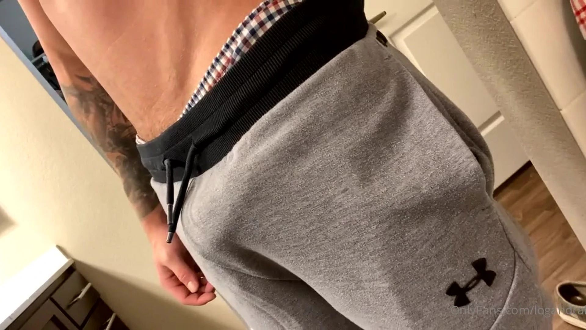 Angelic leaking logandrake nude porn leak