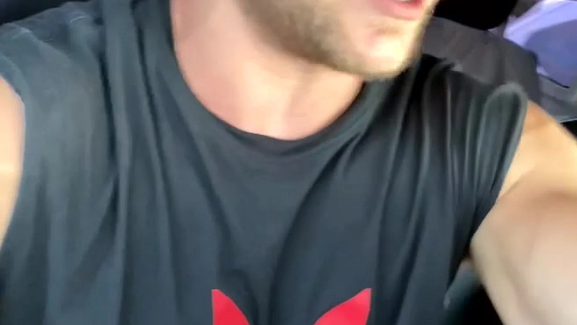 hot guy Cocky Logan Drake leaks