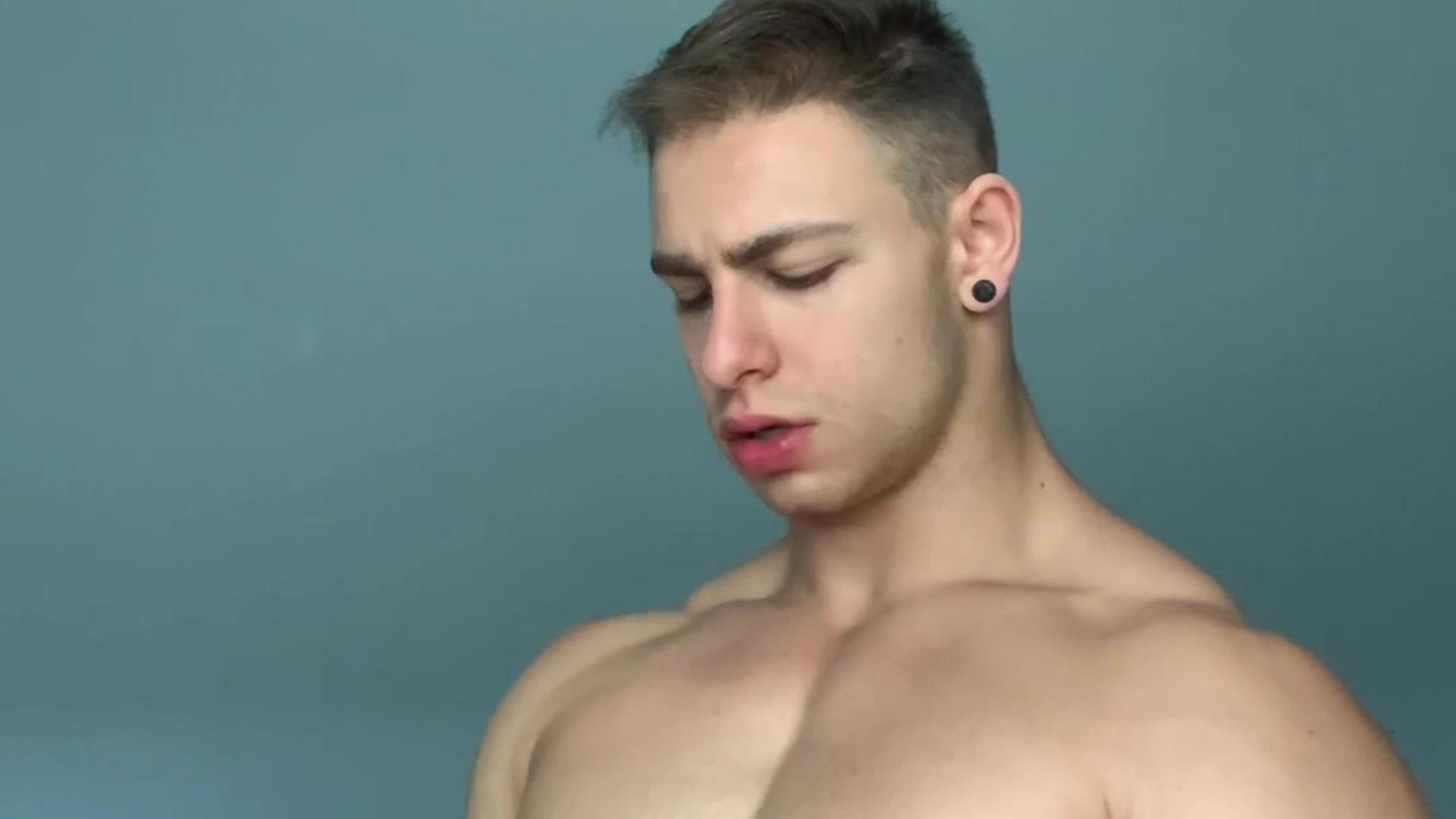Epic Self-assured Built CreamyGorilla Naked Leaks