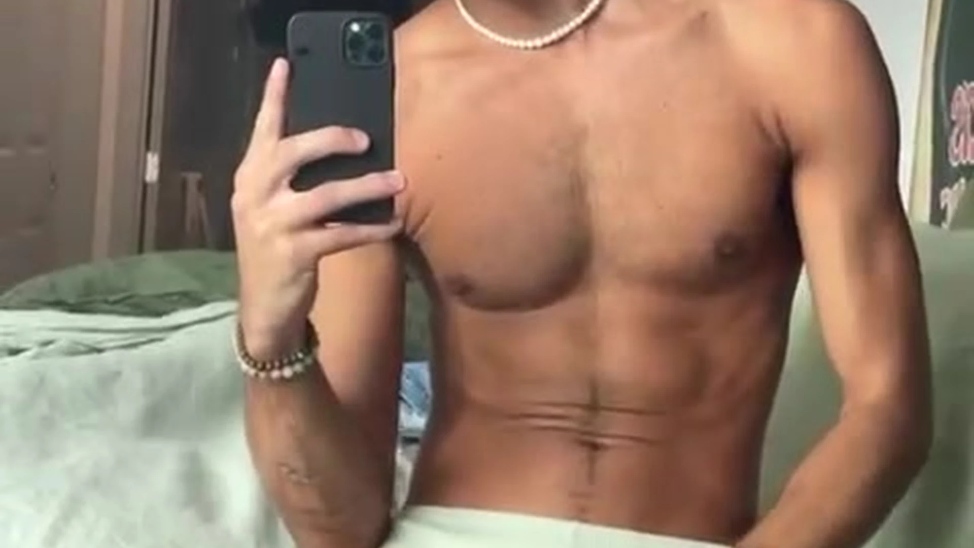 hoe pleasuring himself model Jacob Dooley leaked onlyfans