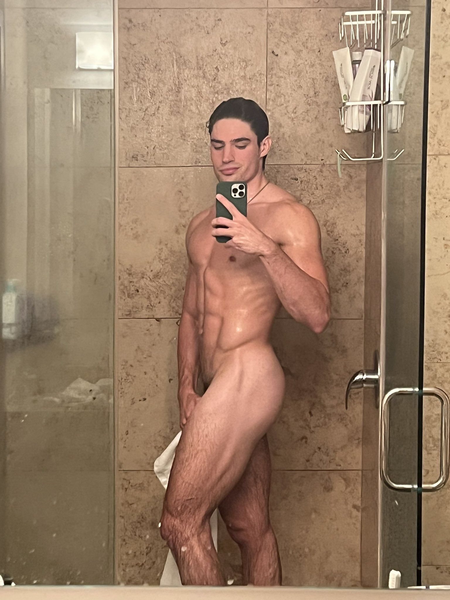 Sensational model Wyatt Cushman nudes leaked