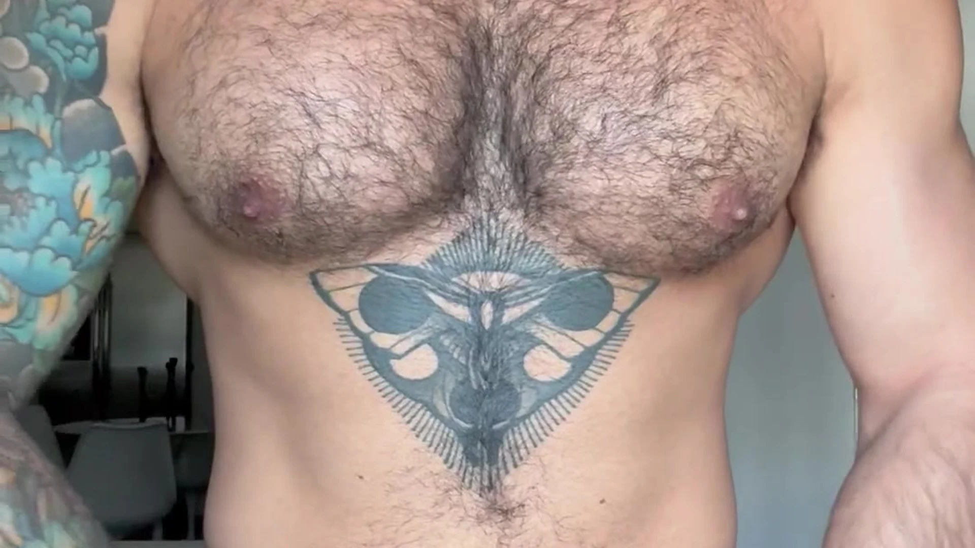 Hairy Nick Butler nude pic Epic
