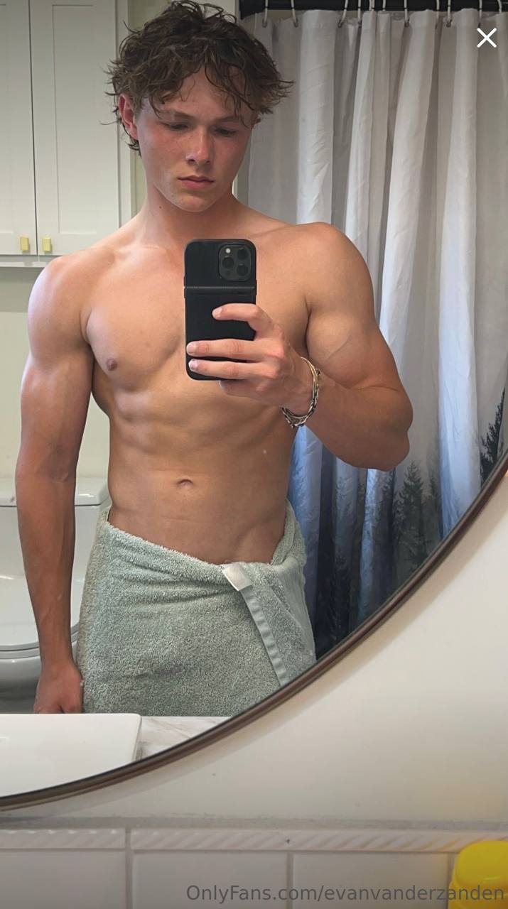 e-boy  Jock JackedVander nude leaks Exposed