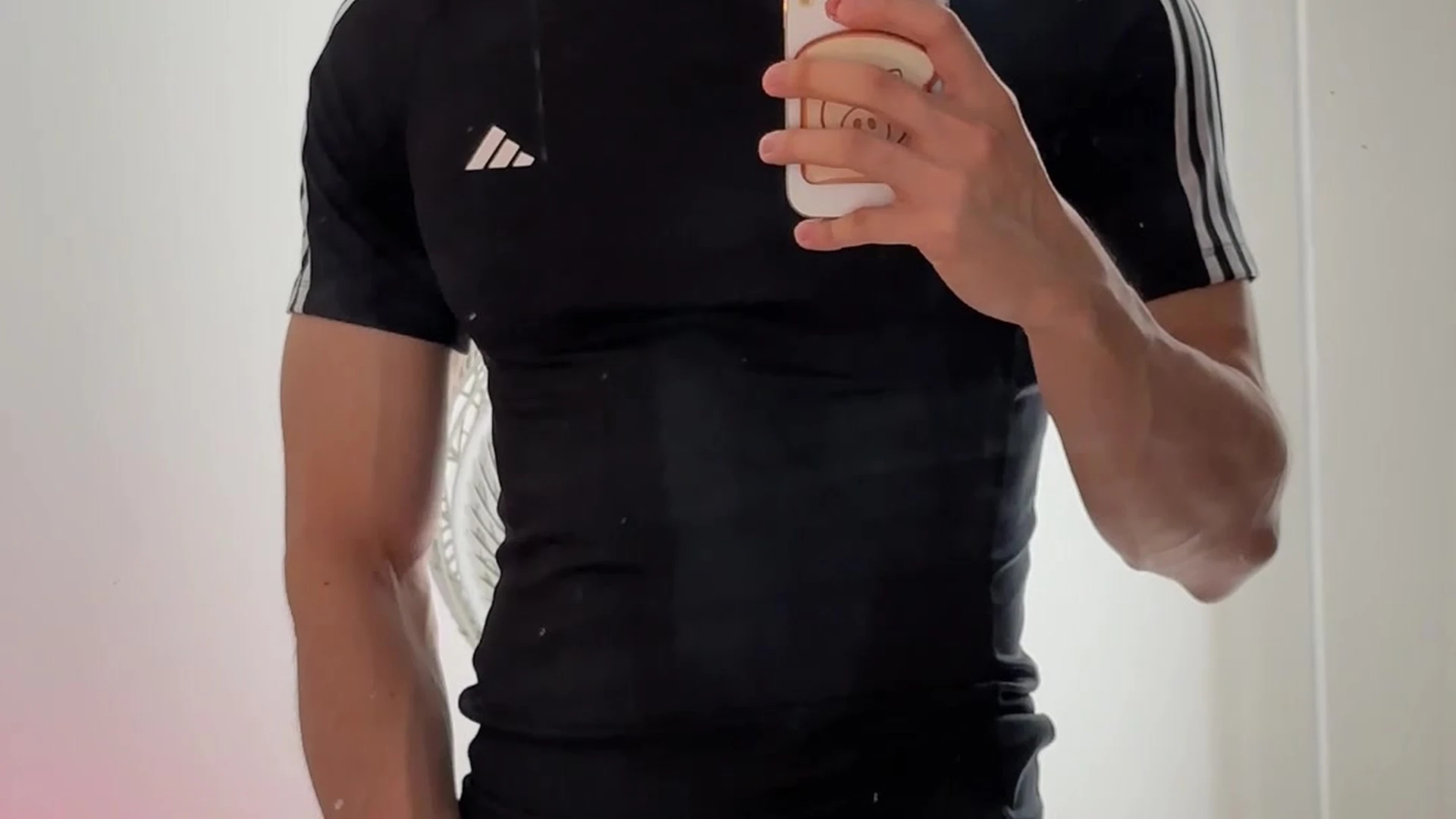 dubianjauregui   do you like this gym outfit unedited ver