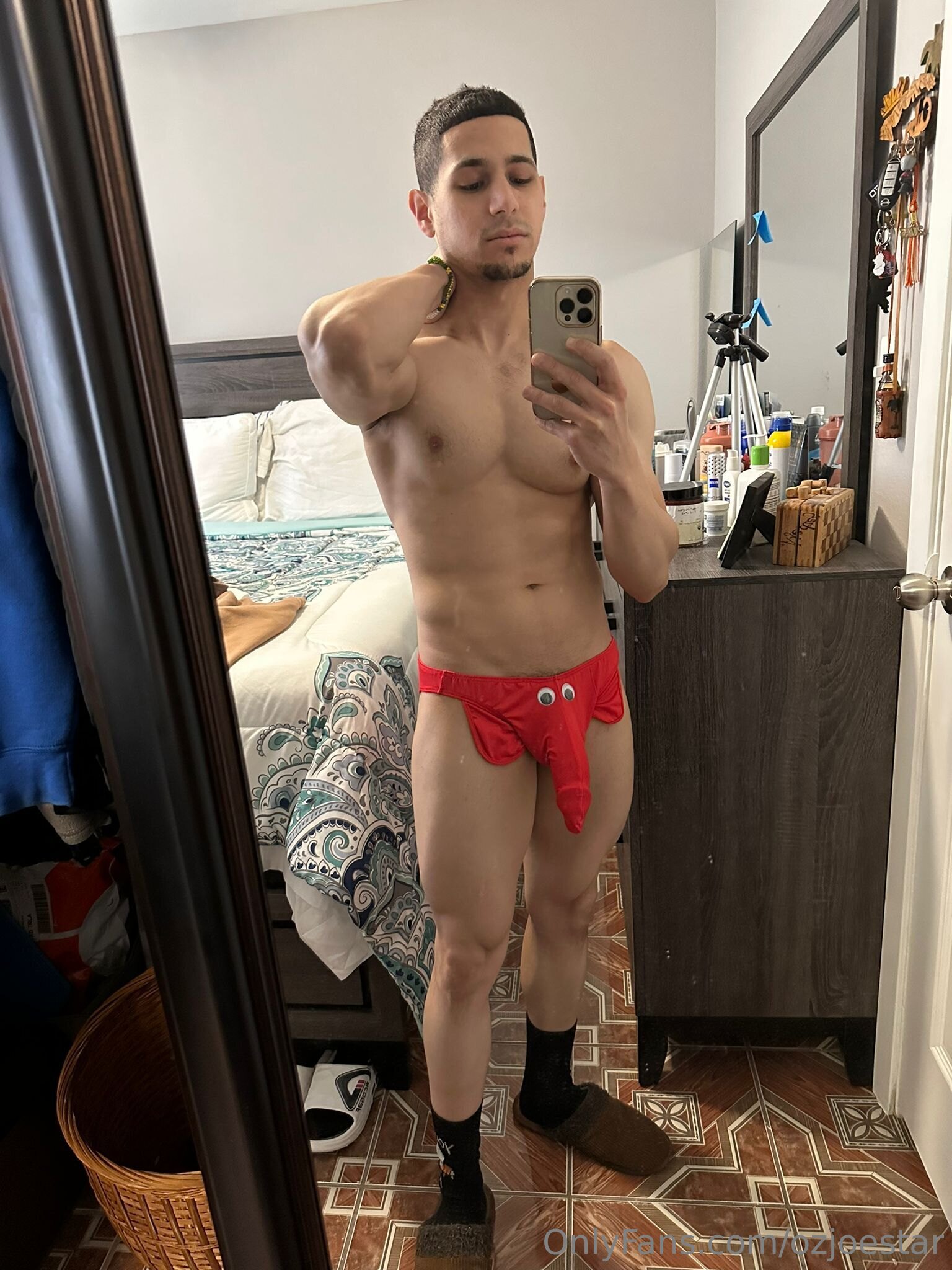 Exposed Affable  cubano ozzyjoestar sexy