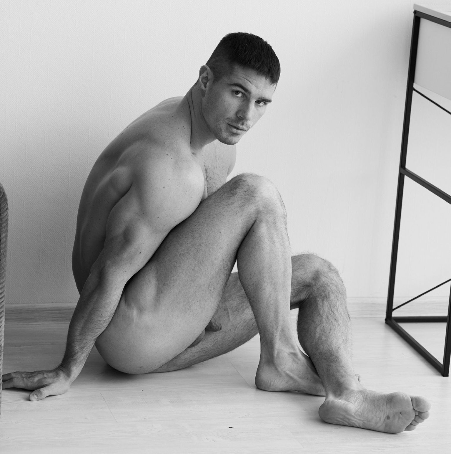 muscle russian hunk Dmitry Averyanov porn Full Clip